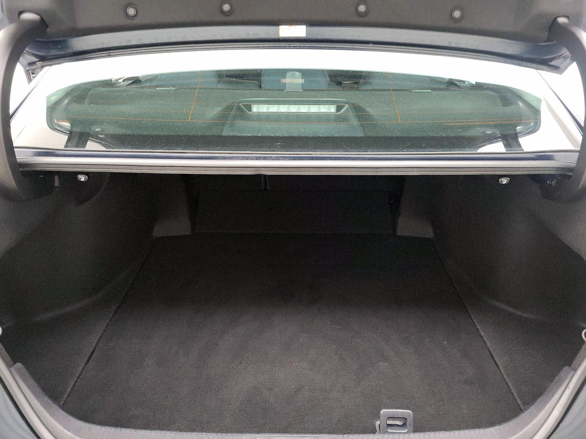 Thumbnail: 2020 Toyota Camry - 20