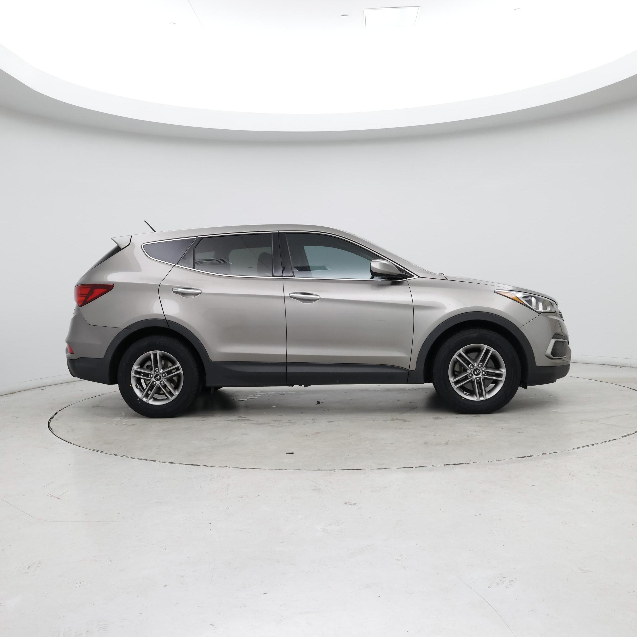 Thumbnail: 2018 Hyundai Santa Fe - 7