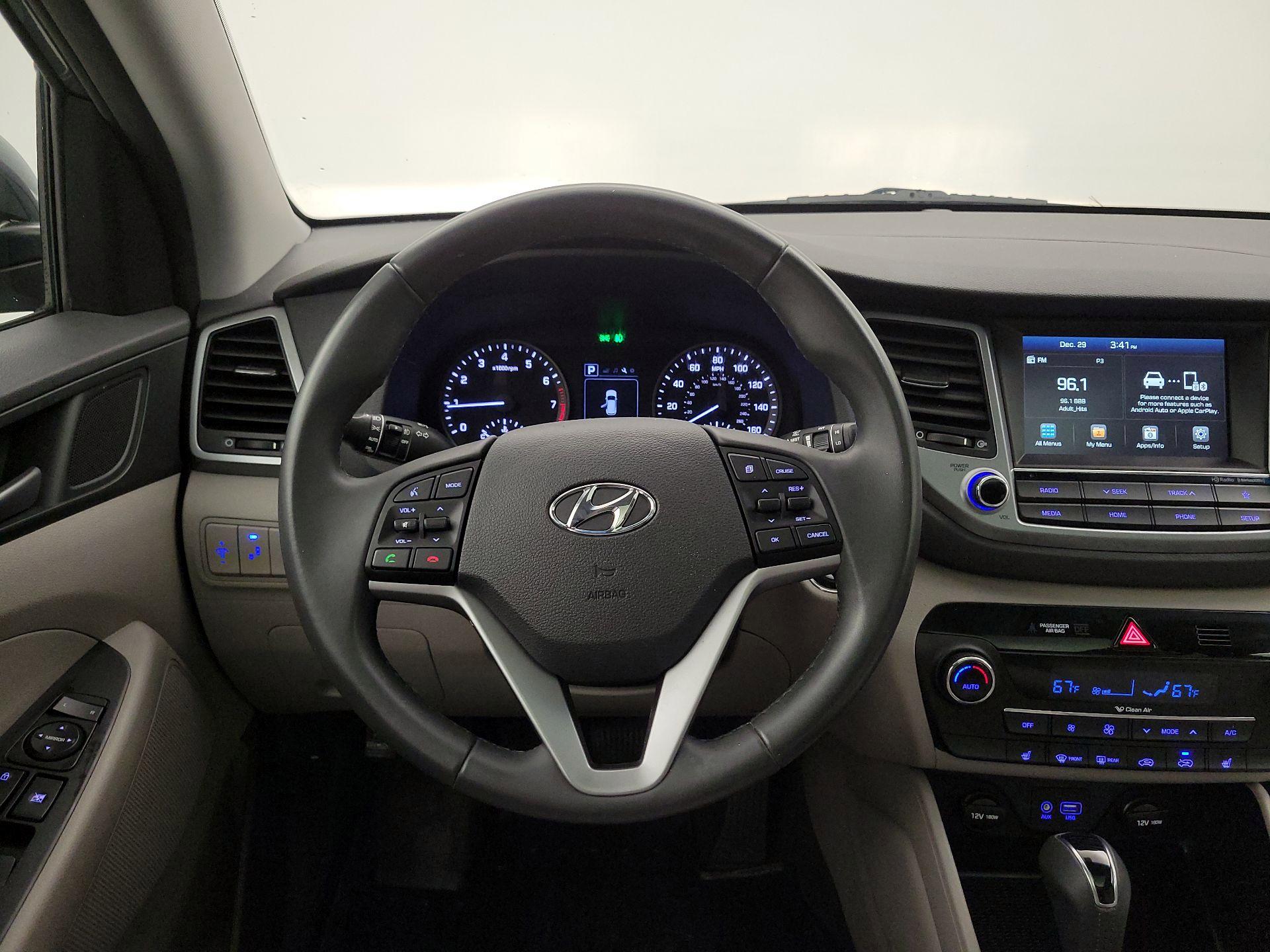 Thumbnail: 2018 Hyundai Tucson - 10