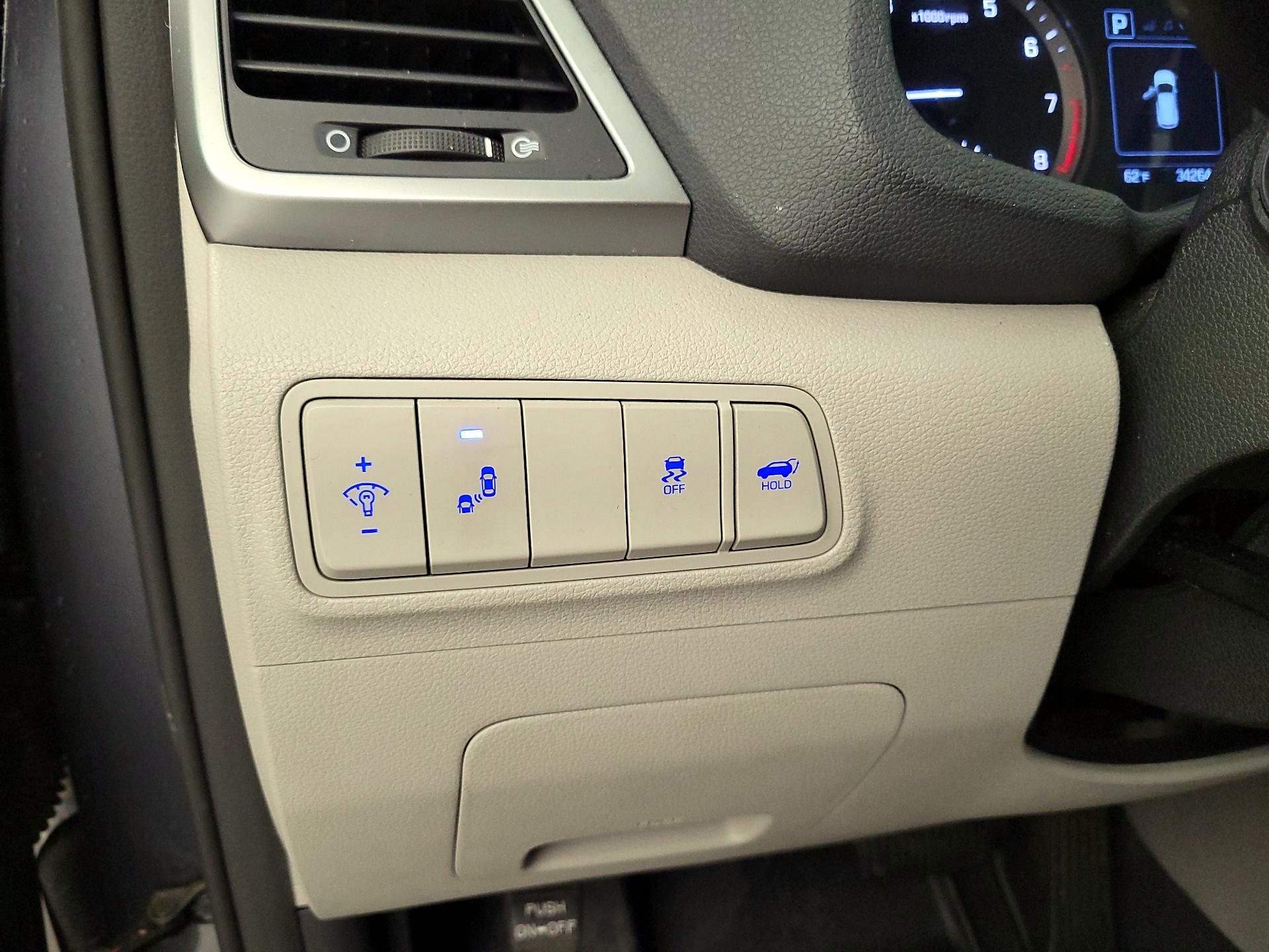 Thumbnail: 2018 Hyundai Tucson - 13