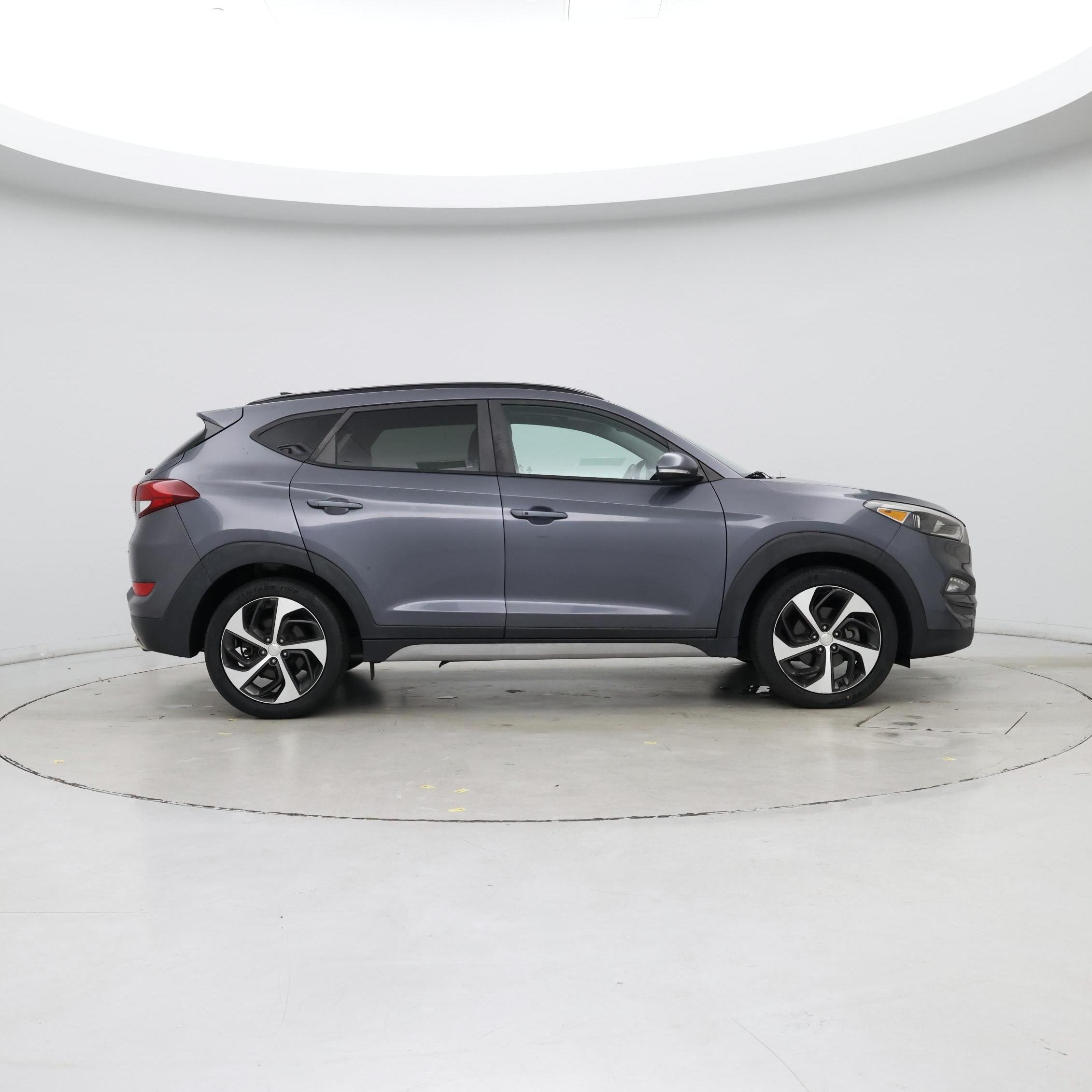 Thumbnail: 2018 Hyundai Tucson - 7