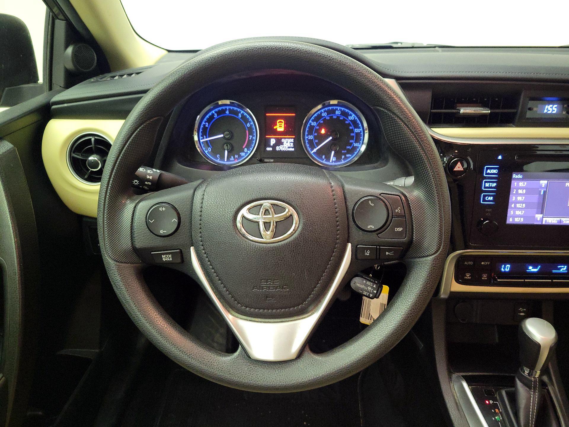 Thumbnail: 2018 Toyota Corolla - 10