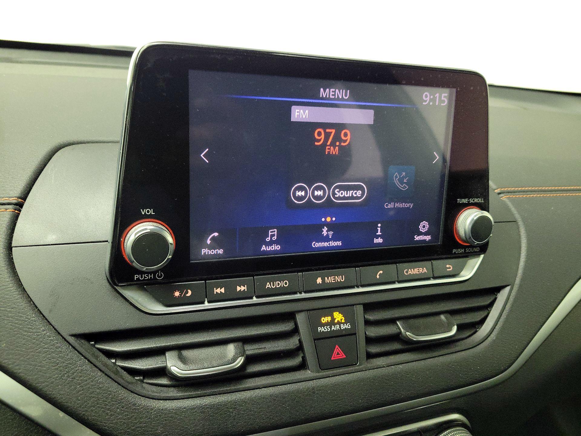 Thumbnail: 2020 Nissan Altima - 14