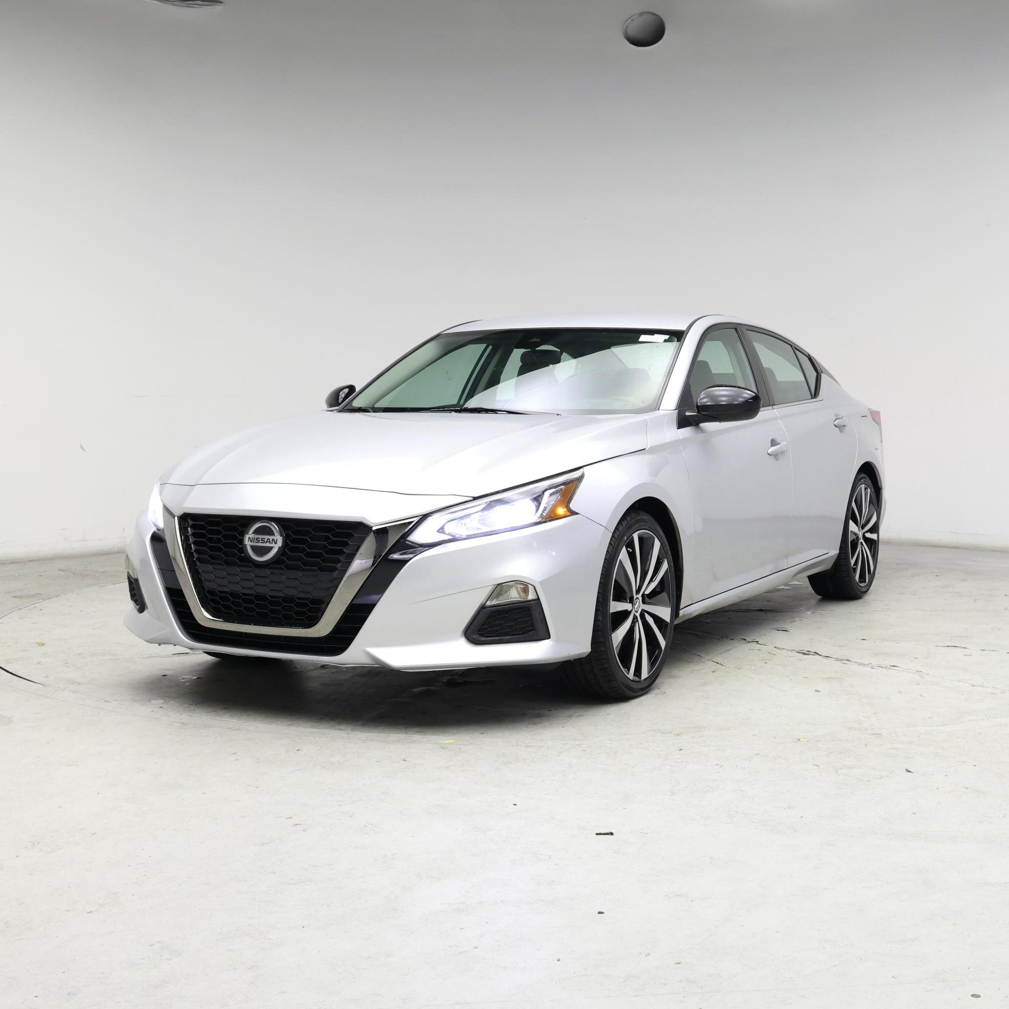 Thumbnail: 2020 Nissan Altima - 4