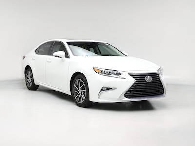 White 2017 Lexus ES 350