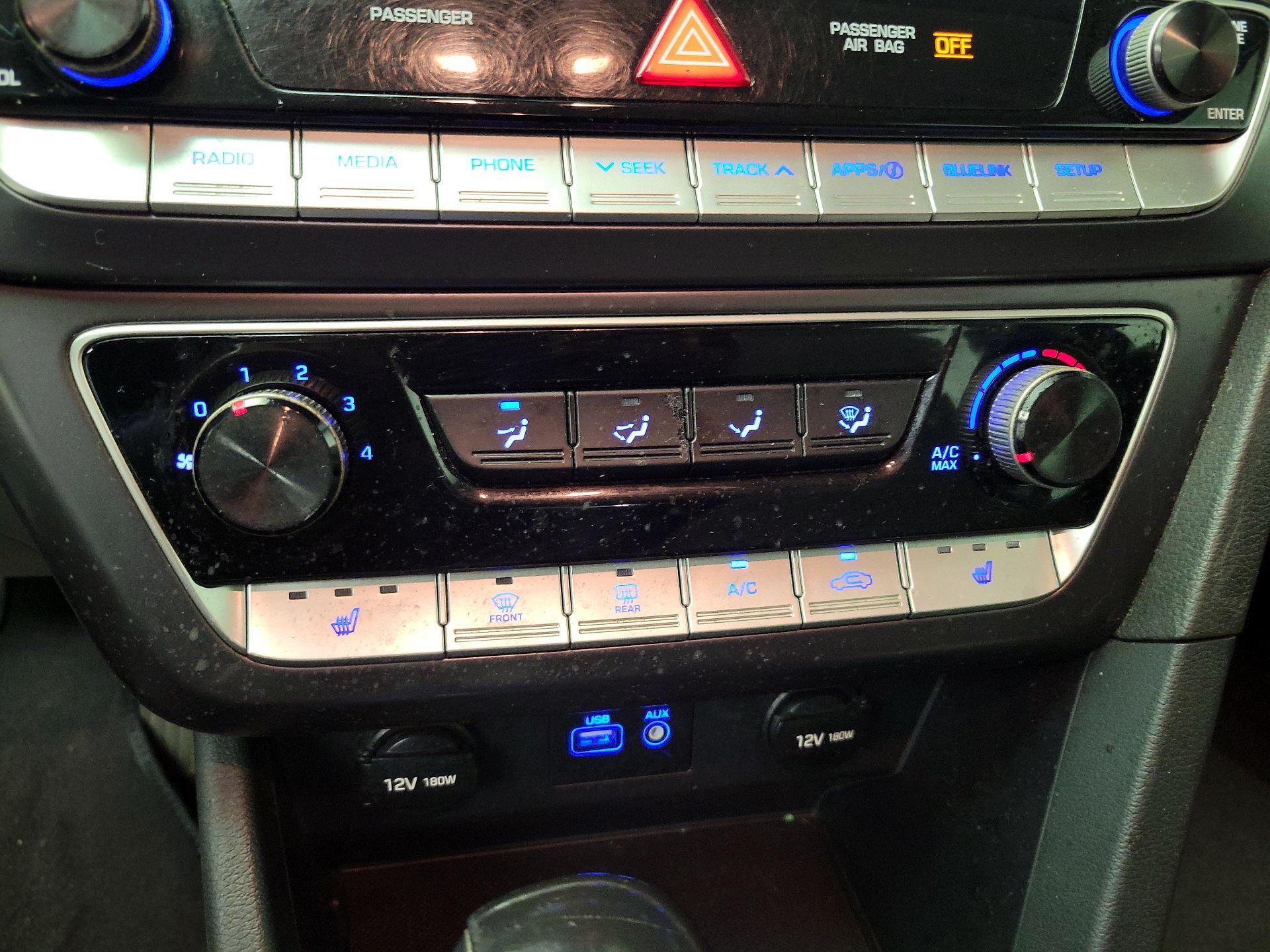 Thumbnail: 2018 Hyundai Sonata - 16