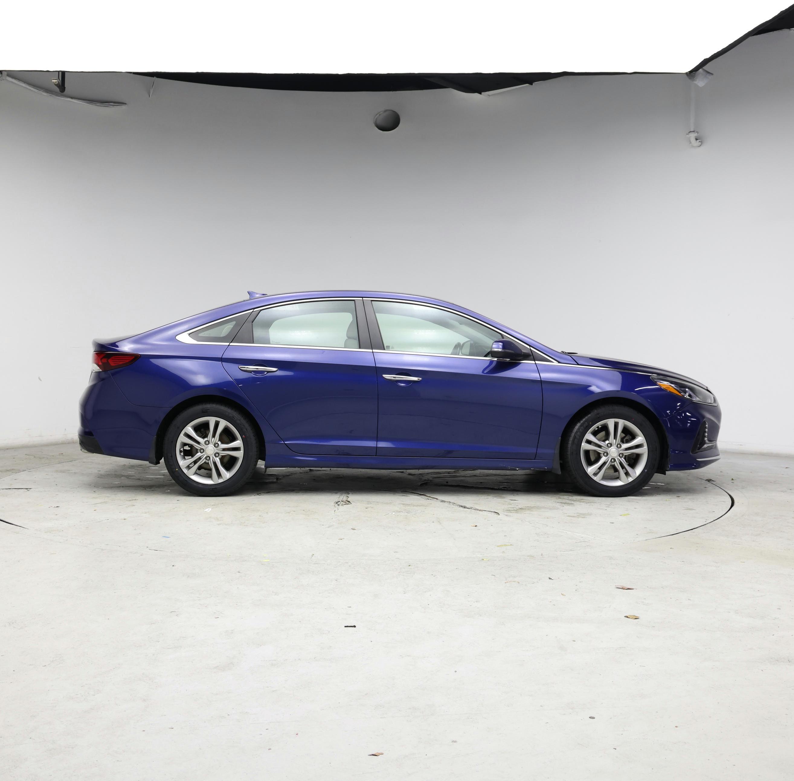 Thumbnail: 2018 Hyundai Sonata - 7