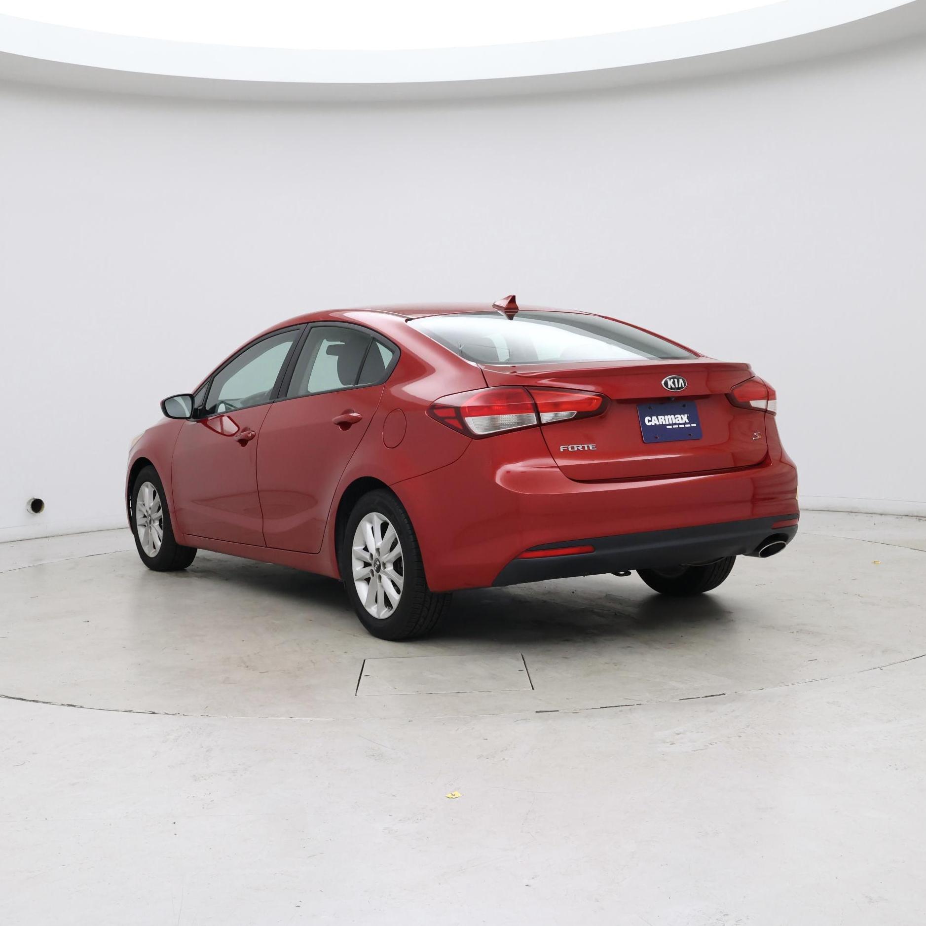 Thumbnail: 2017 Kia Forte - 2