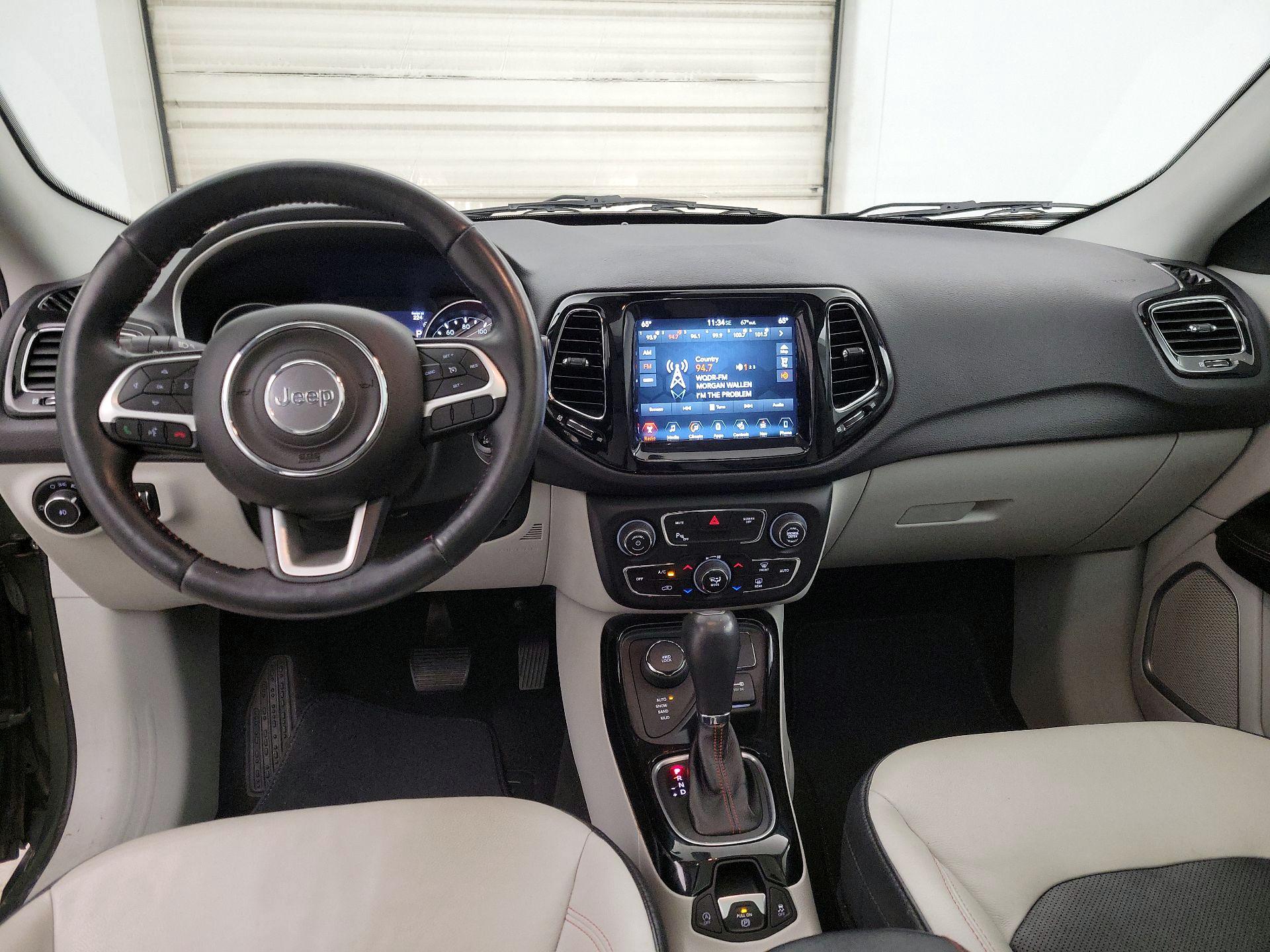 Thumbnail: 2018 Jeep Compass - 9