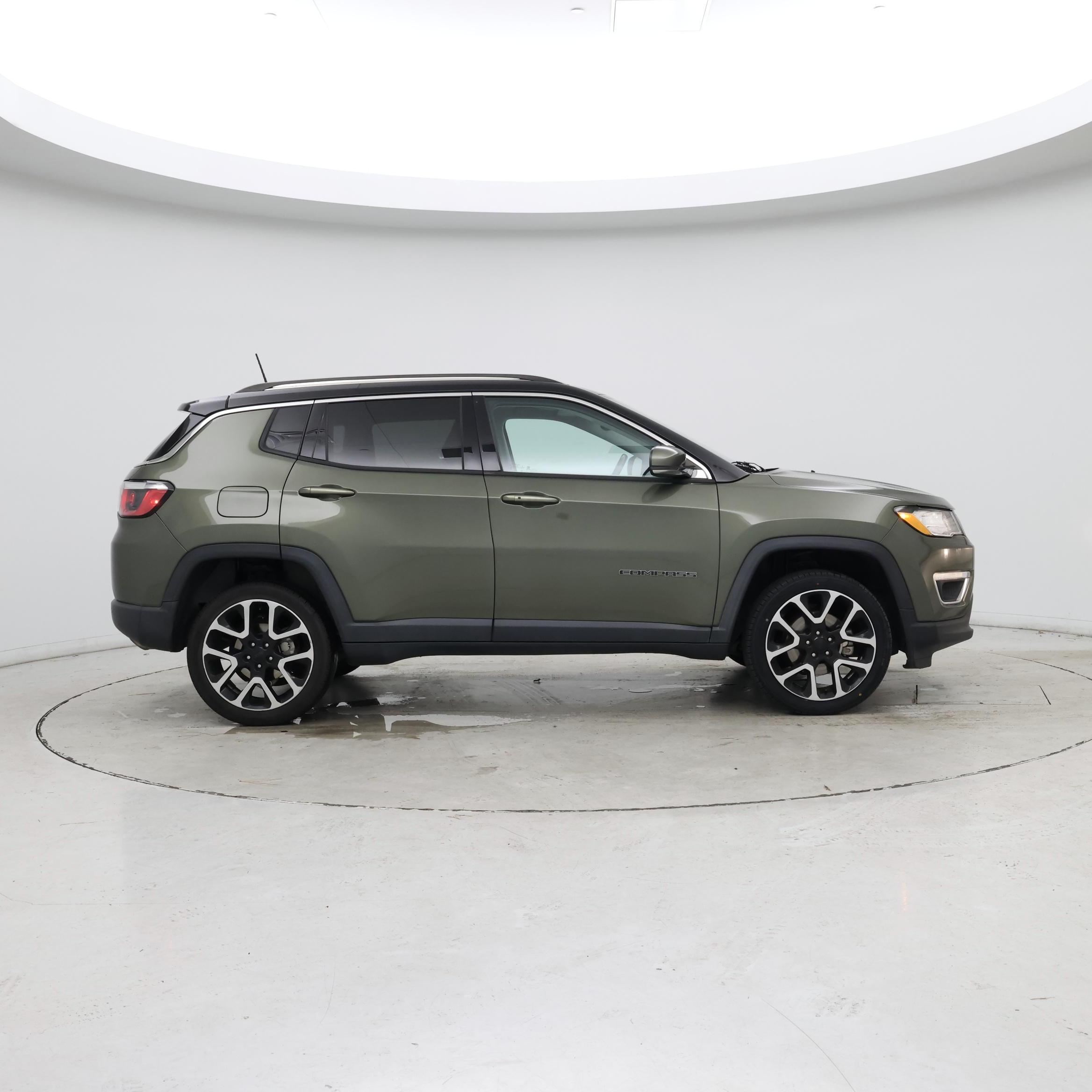 Thumbnail: 2018 Jeep Compass - 7