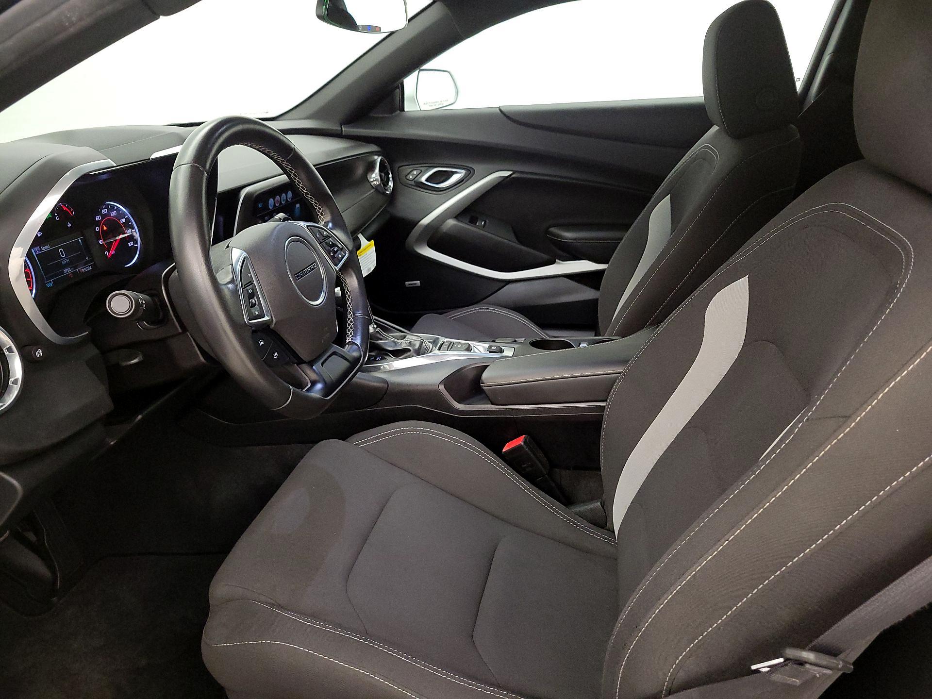 Thumbnail: 2018 Chevrolet Camaro - 11