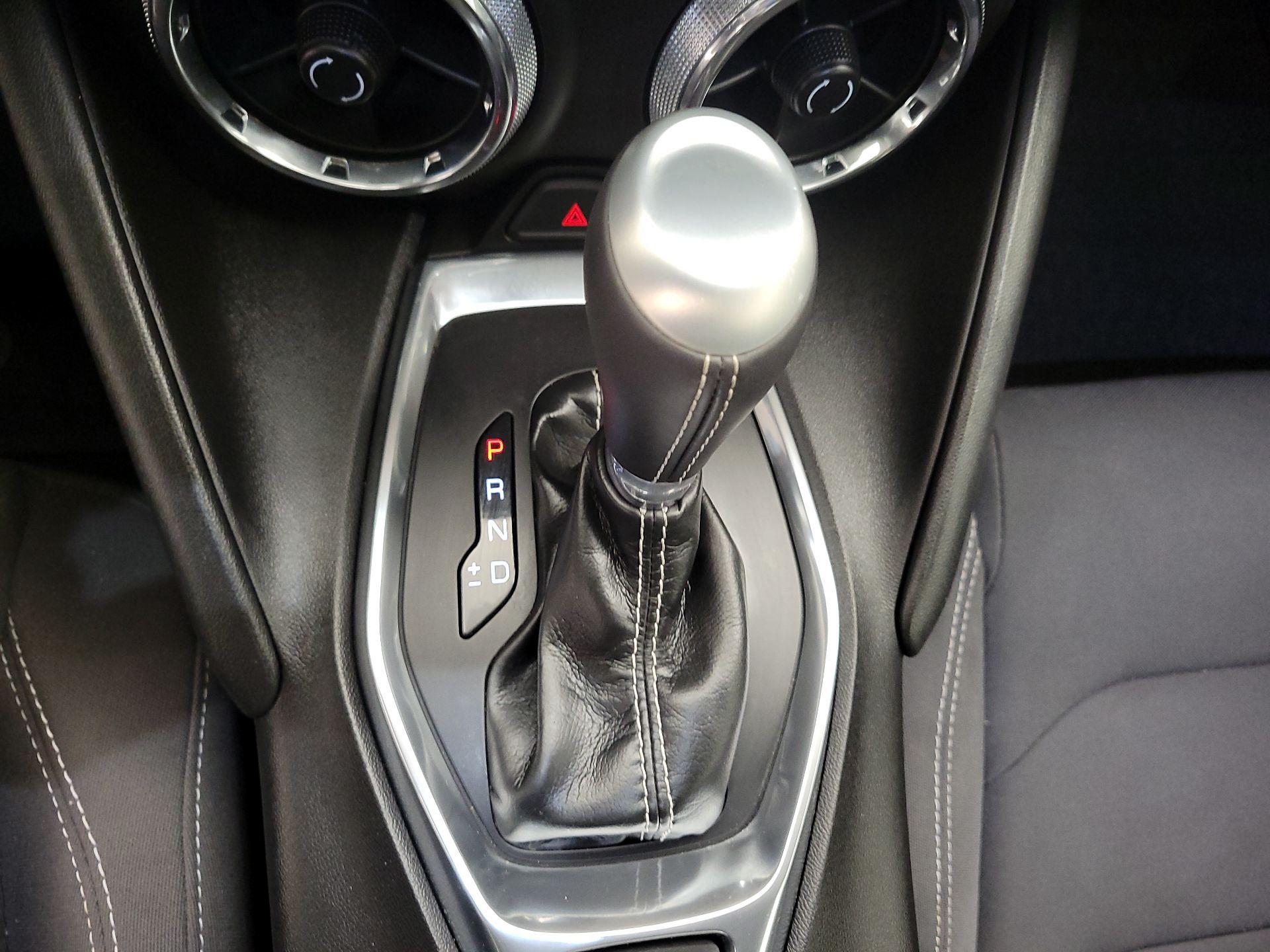 Thumbnail: 2018 Chevrolet Camaro - 17