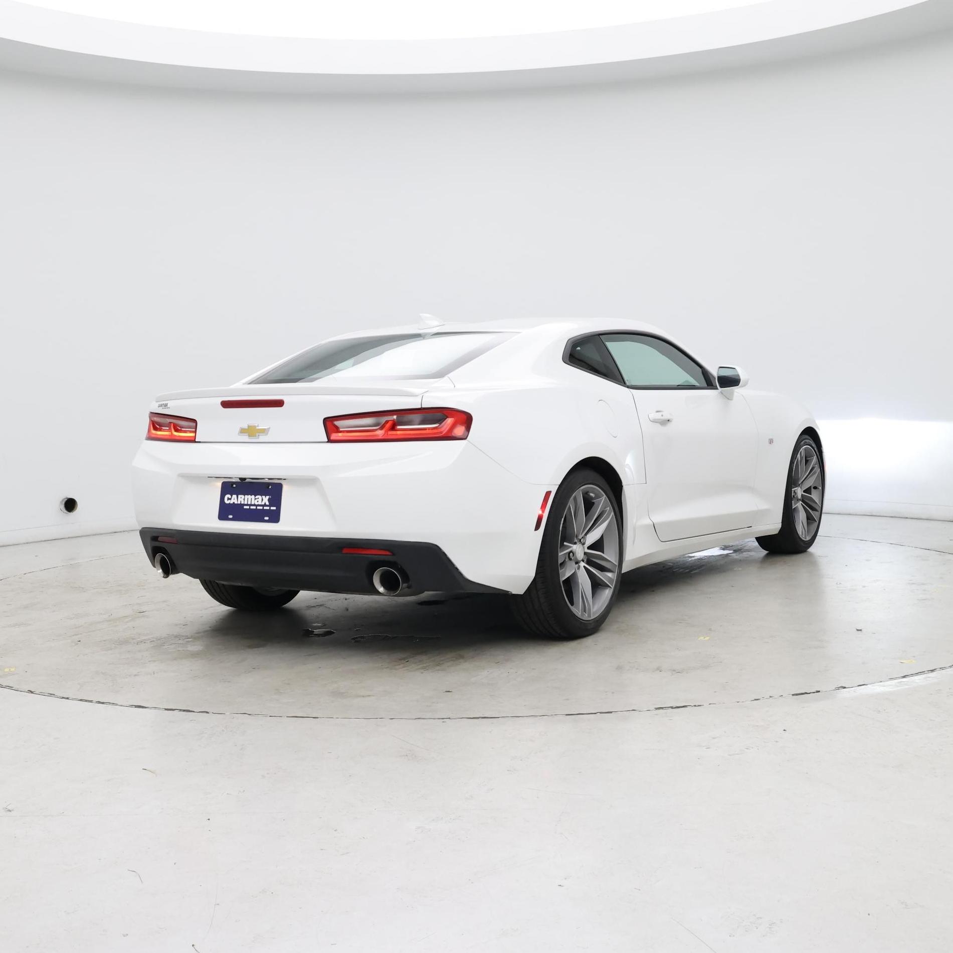 Thumbnail: 2018 Chevrolet Camaro - 8