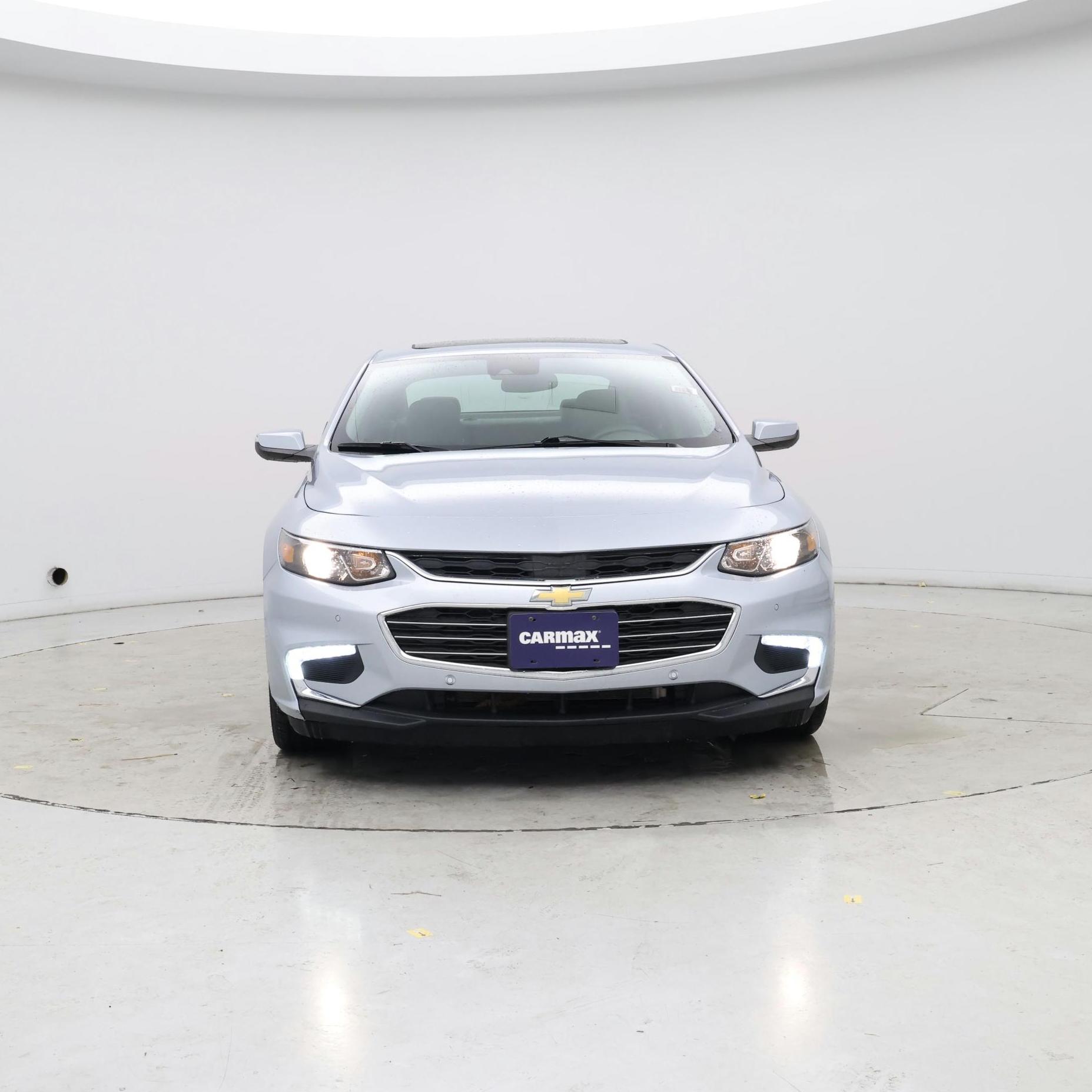 Thumbnail: 2017 Chevrolet Malibu - 5