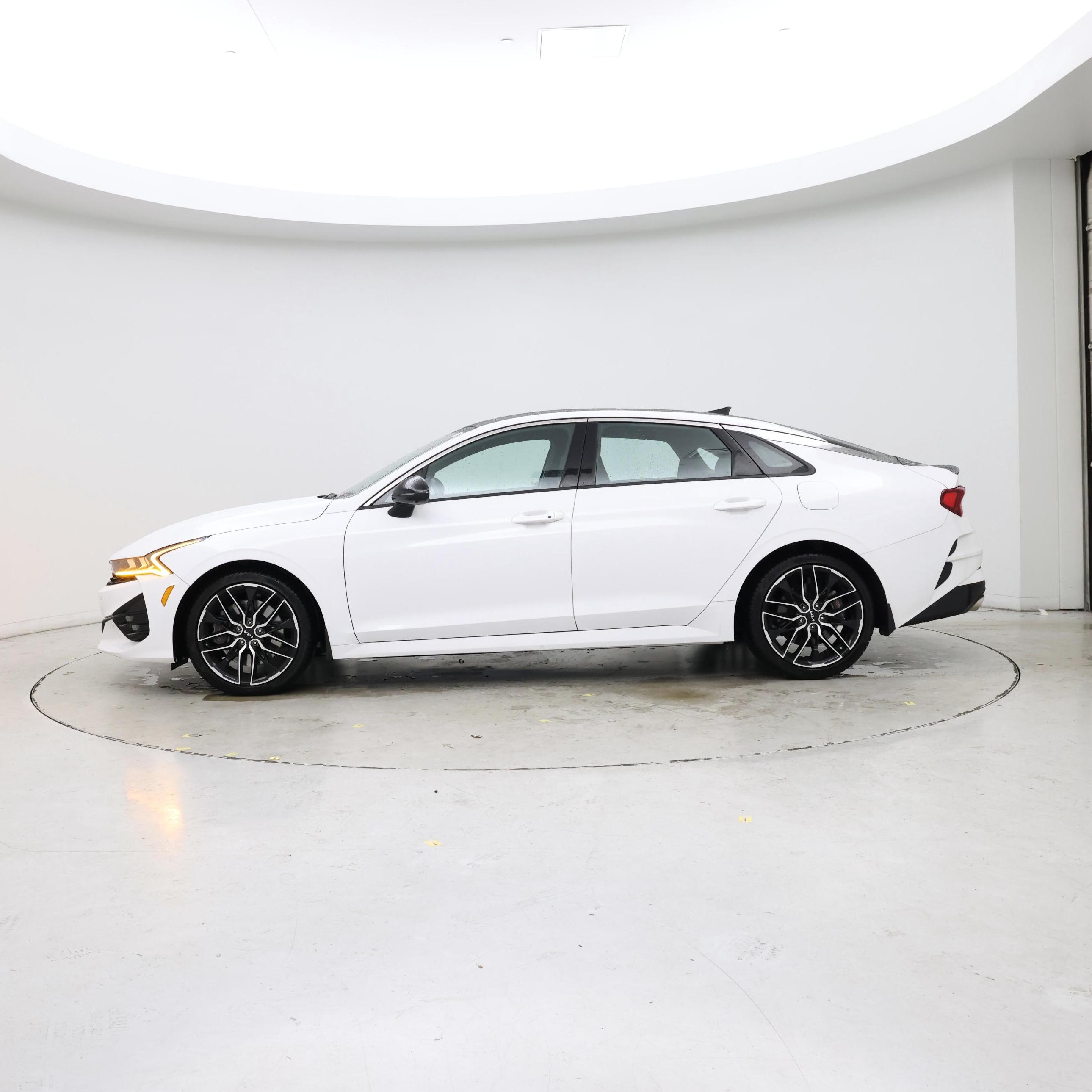 Thumbnail: 2024 Kia K5 - 3