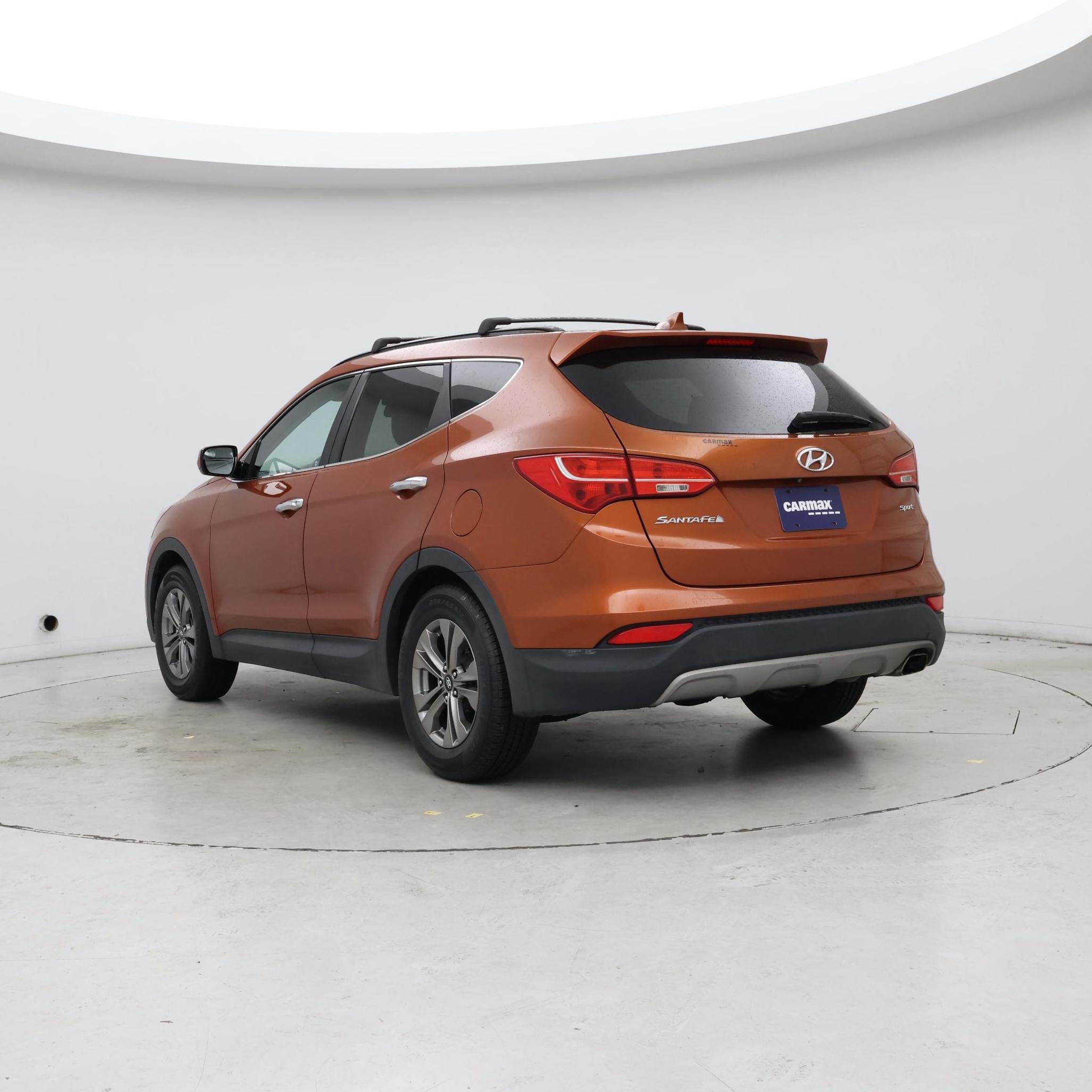 Thumbnail: 2016 Hyundai Santa Fe - 2