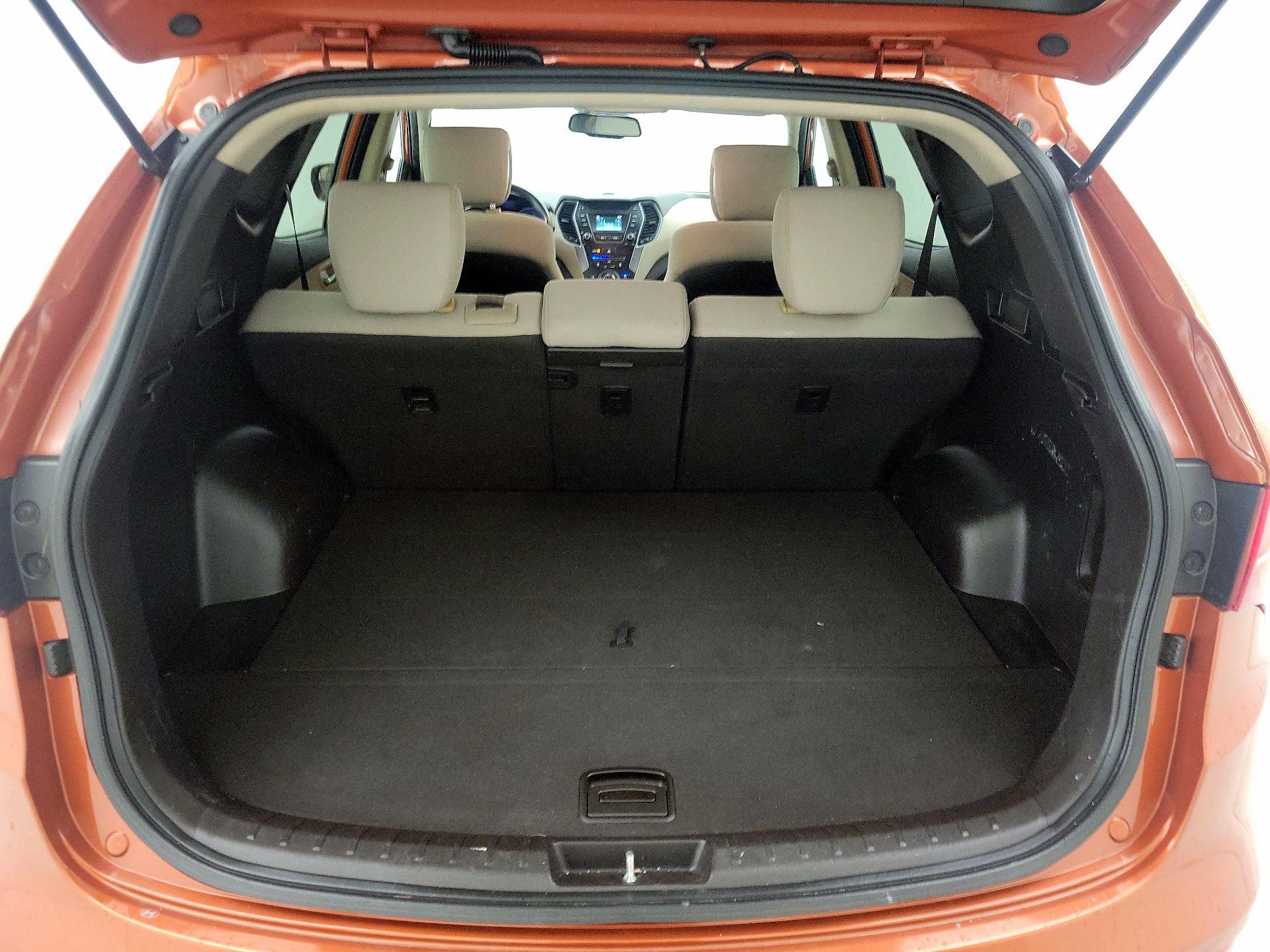 Thumbnail: 2016 Hyundai Santa Fe - 20