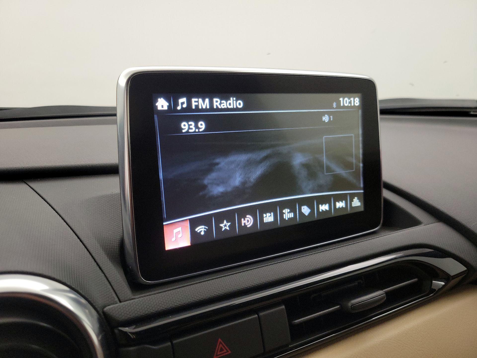 Thumbnail: 2017 Mazda MX-5 Miata - 14