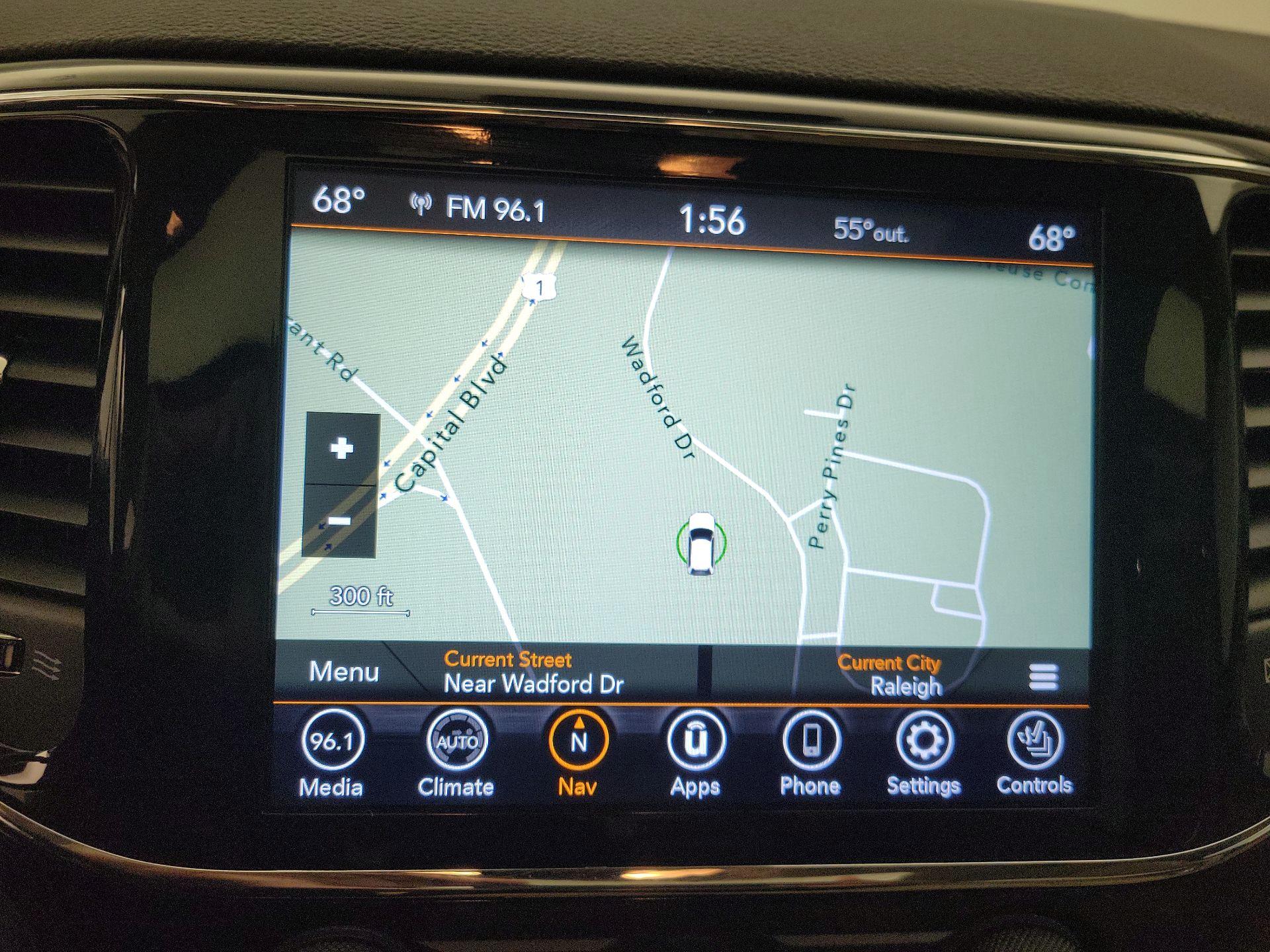 Thumbnail: 2021 Jeep Grand Cherokee - 14