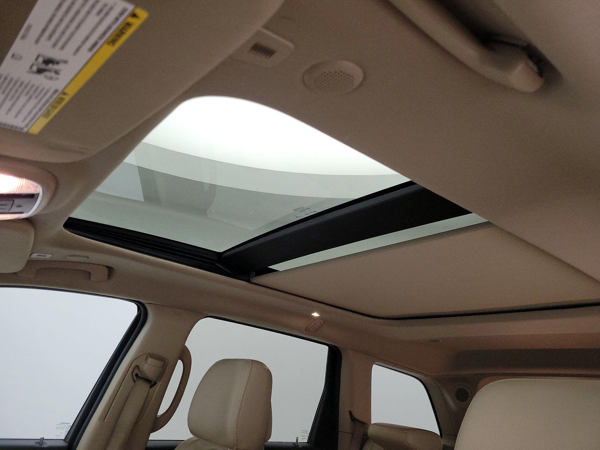 Thumbnail: 2021 Jeep Grand Cherokee - 20