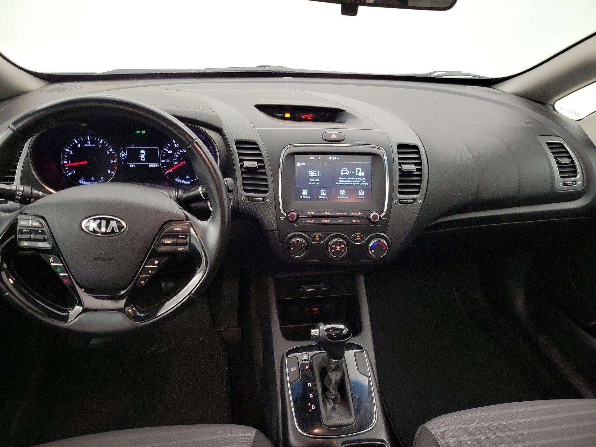 Thumbnail: 2018 Kia Forte - 9