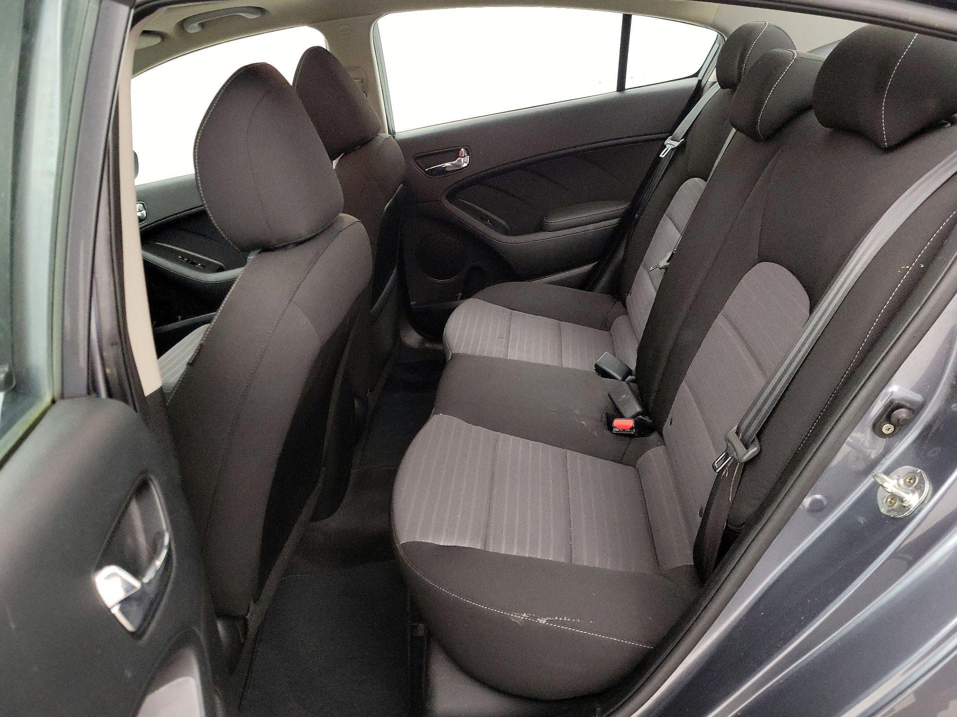 Thumbnail: 2018 Kia Forte - 20