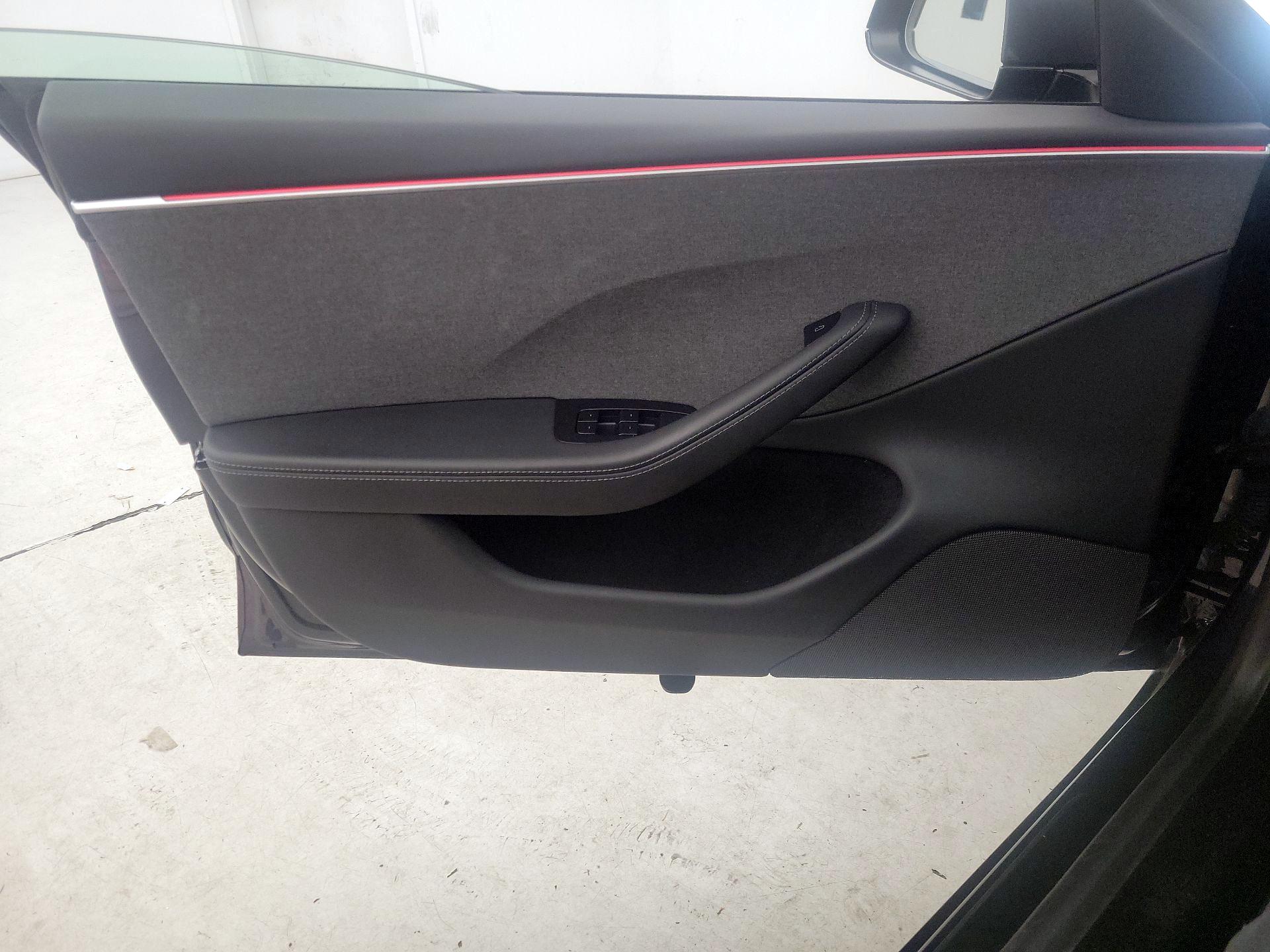 Thumbnail: 2024 Tesla Model 3 - 12