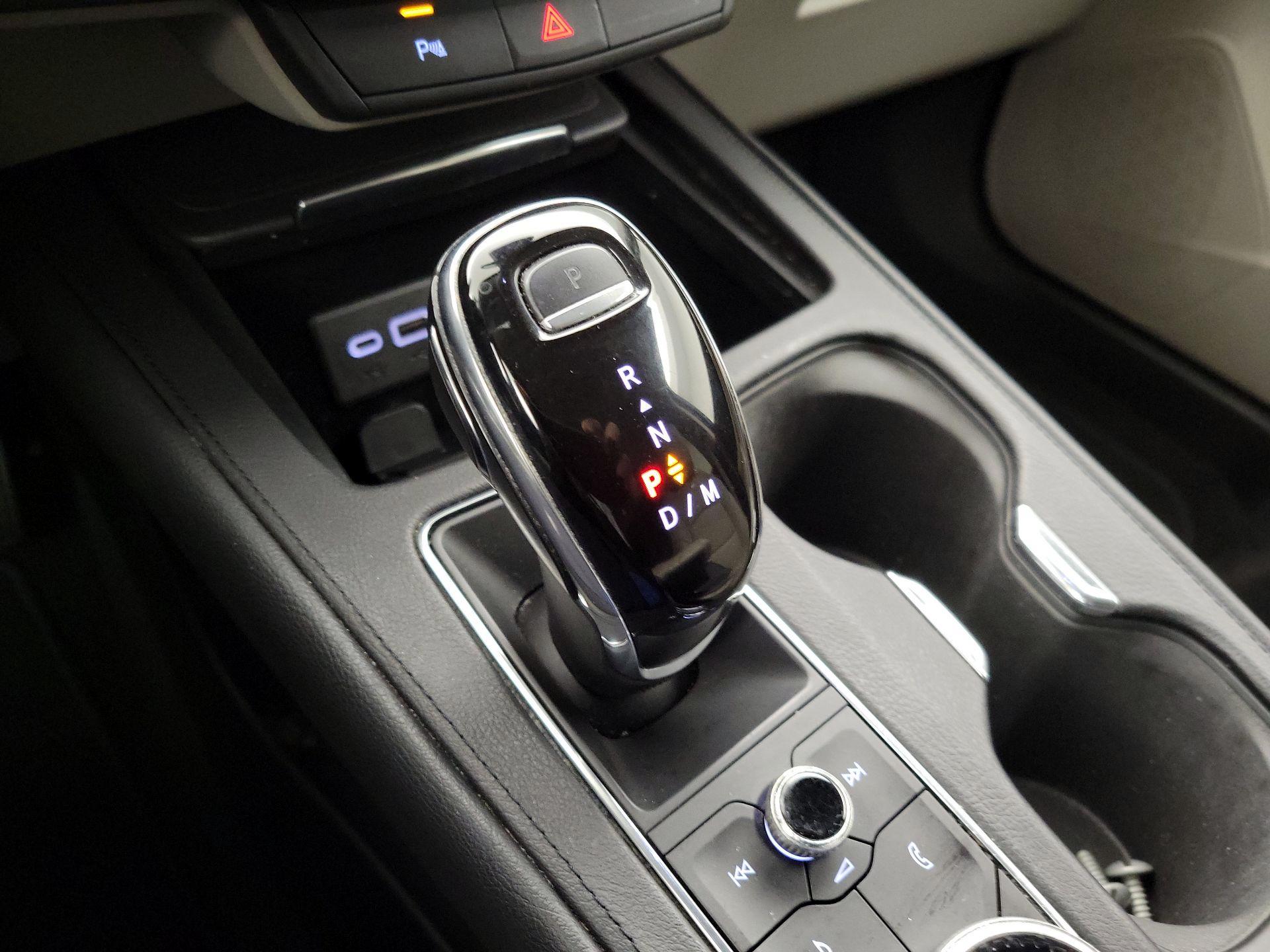 Thumbnail: 2020 Cadillac XT4 - 17