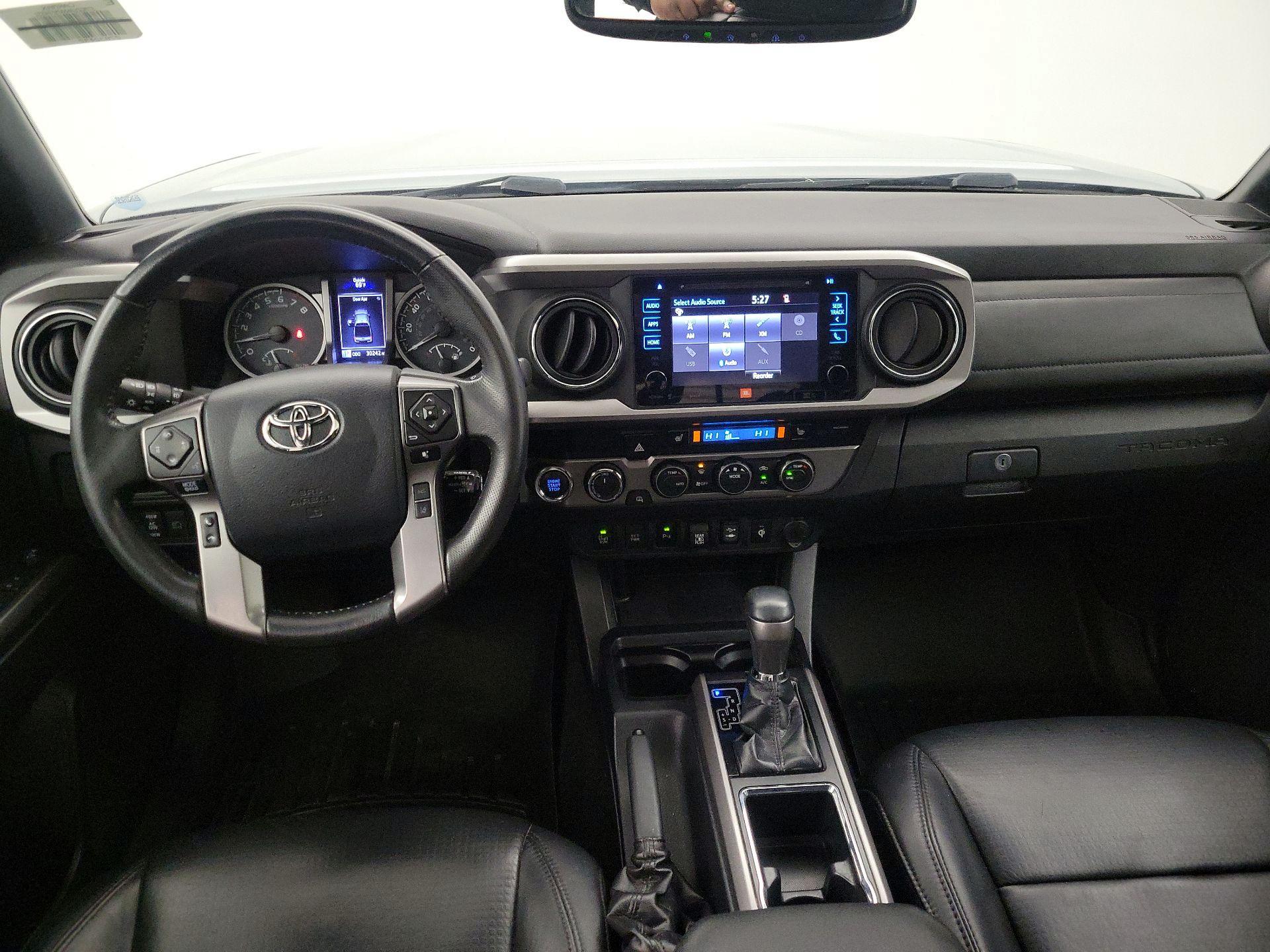 Thumbnail: 2019 Toyota Tacoma - 9