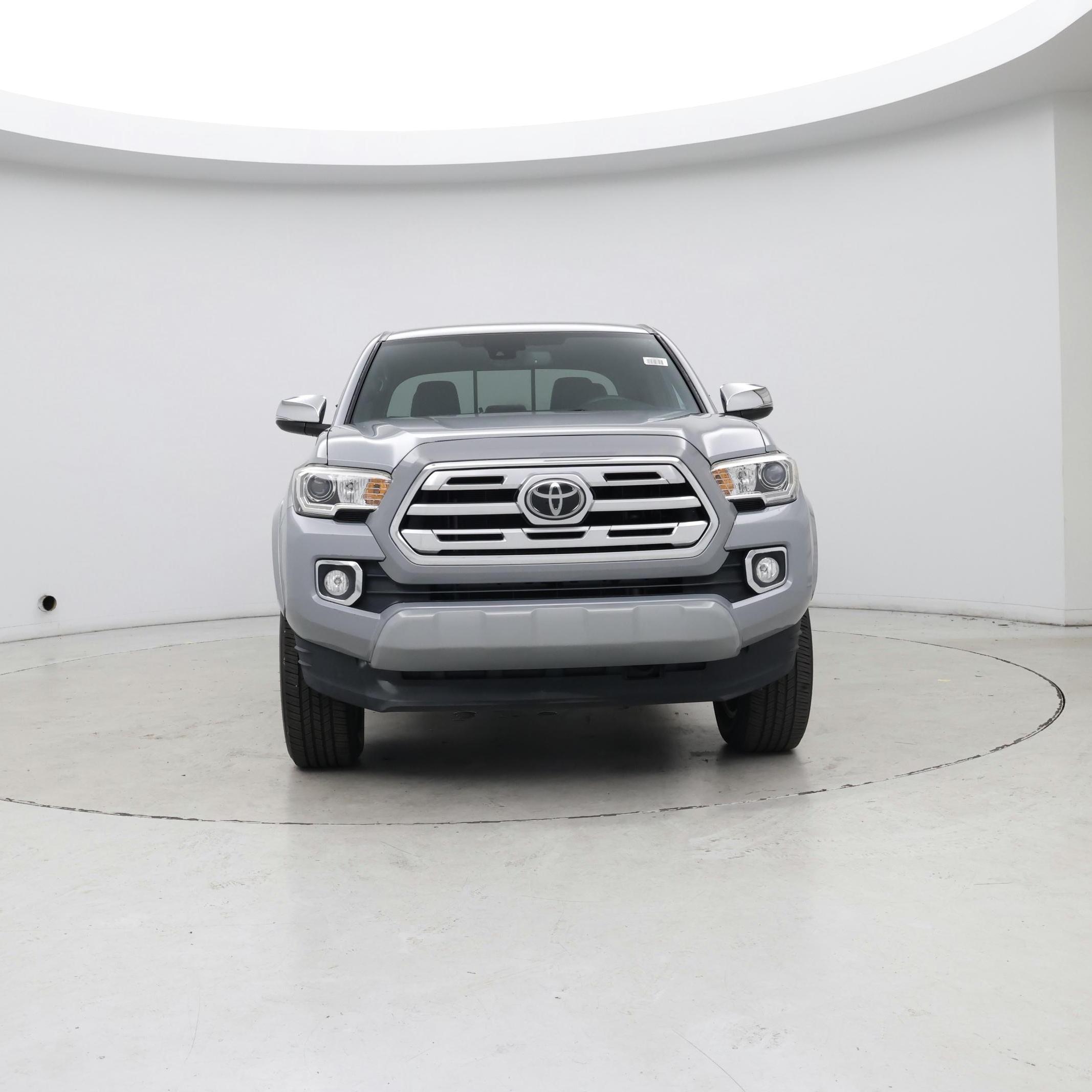 Thumbnail: 2019 Toyota Tacoma - 5