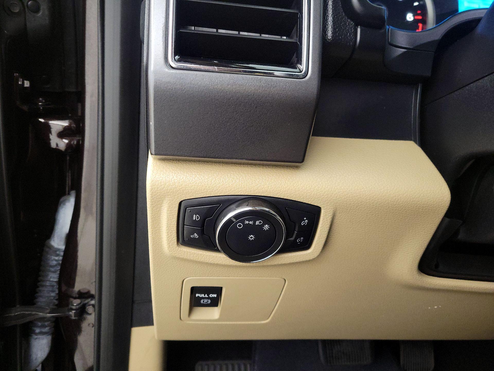 Thumbnail: 2018 Ford F-150 - 13