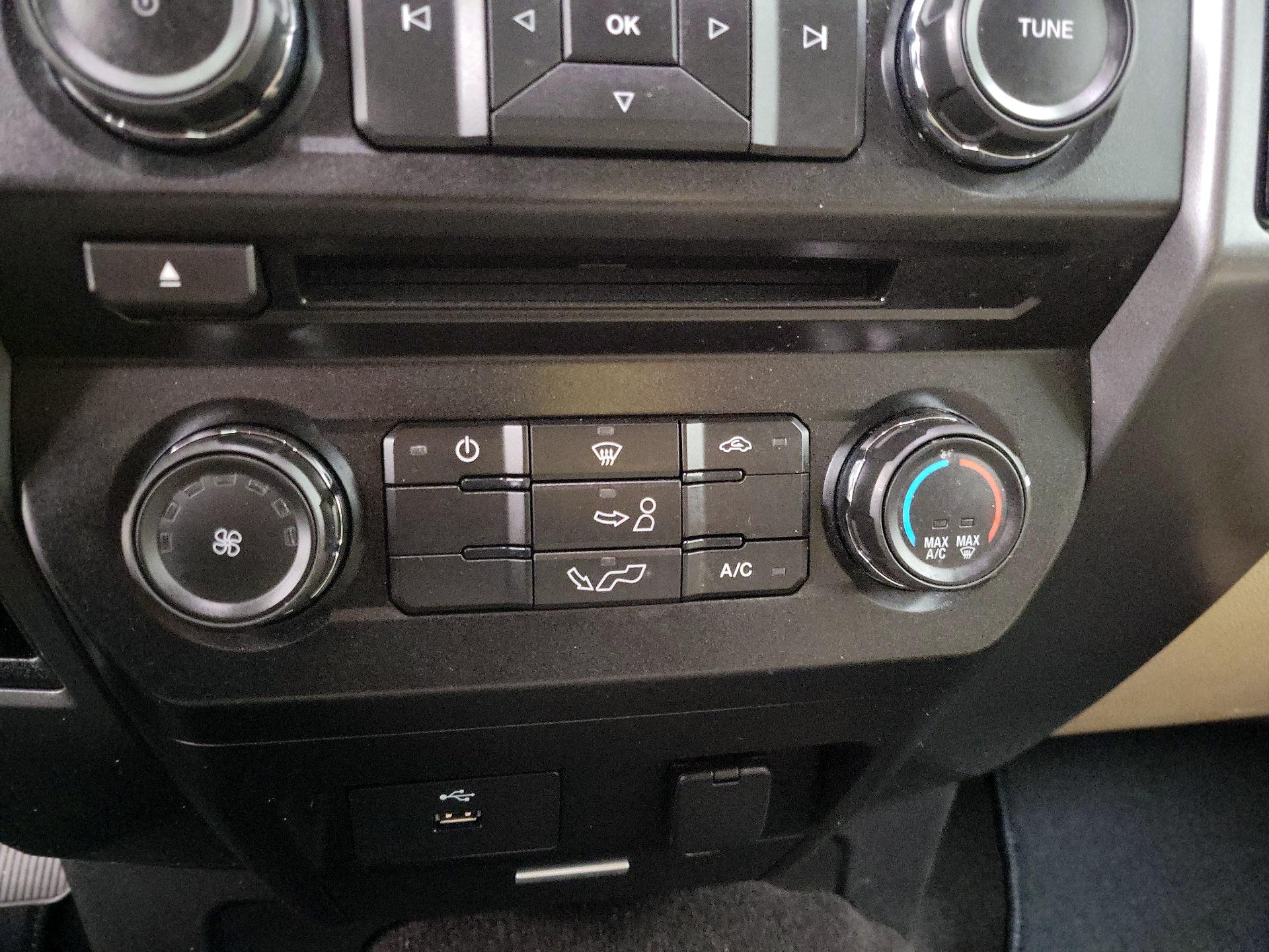 Thumbnail: 2018 Ford F-150 - 16