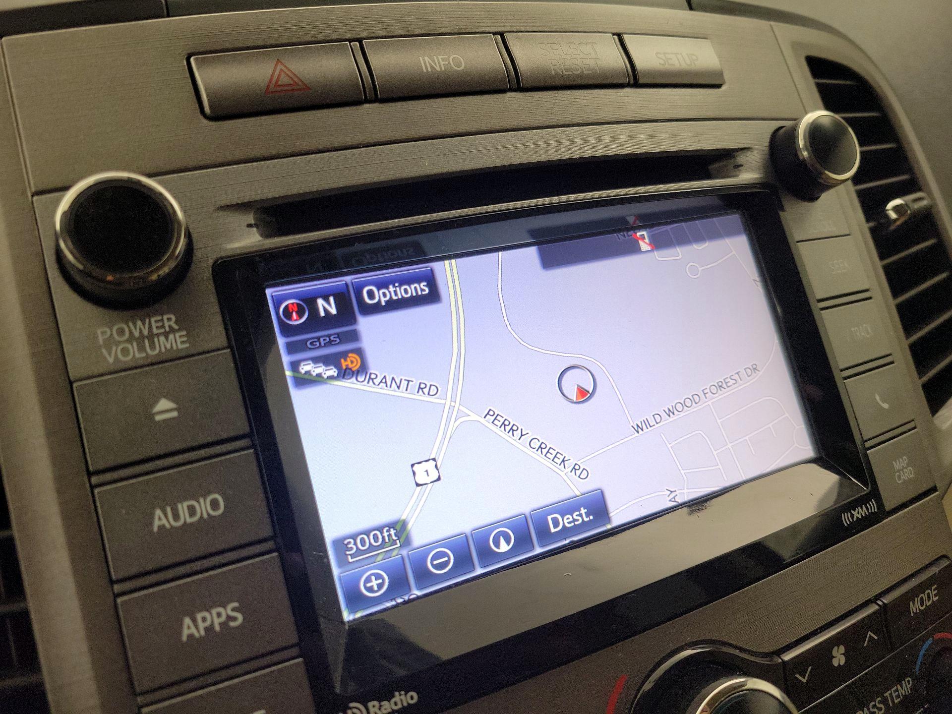 Thumbnail: 2015 Toyota Venza - 14