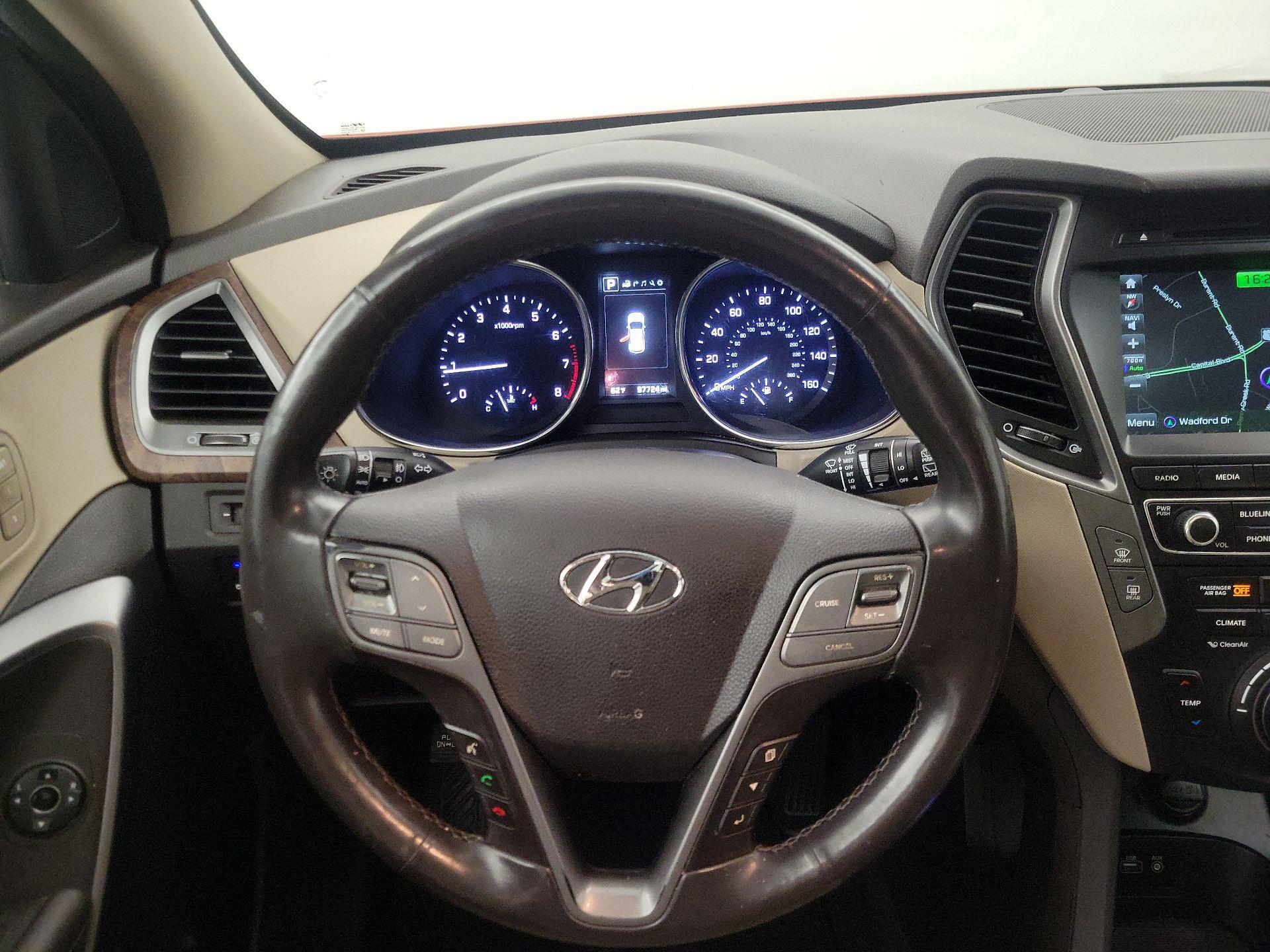 Thumbnail: 2018 Hyundai Santa Fe - 10