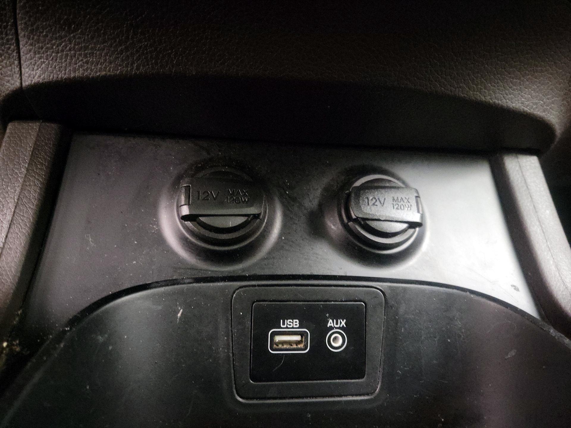 Thumbnail: 2018 Hyundai Santa Fe - 19