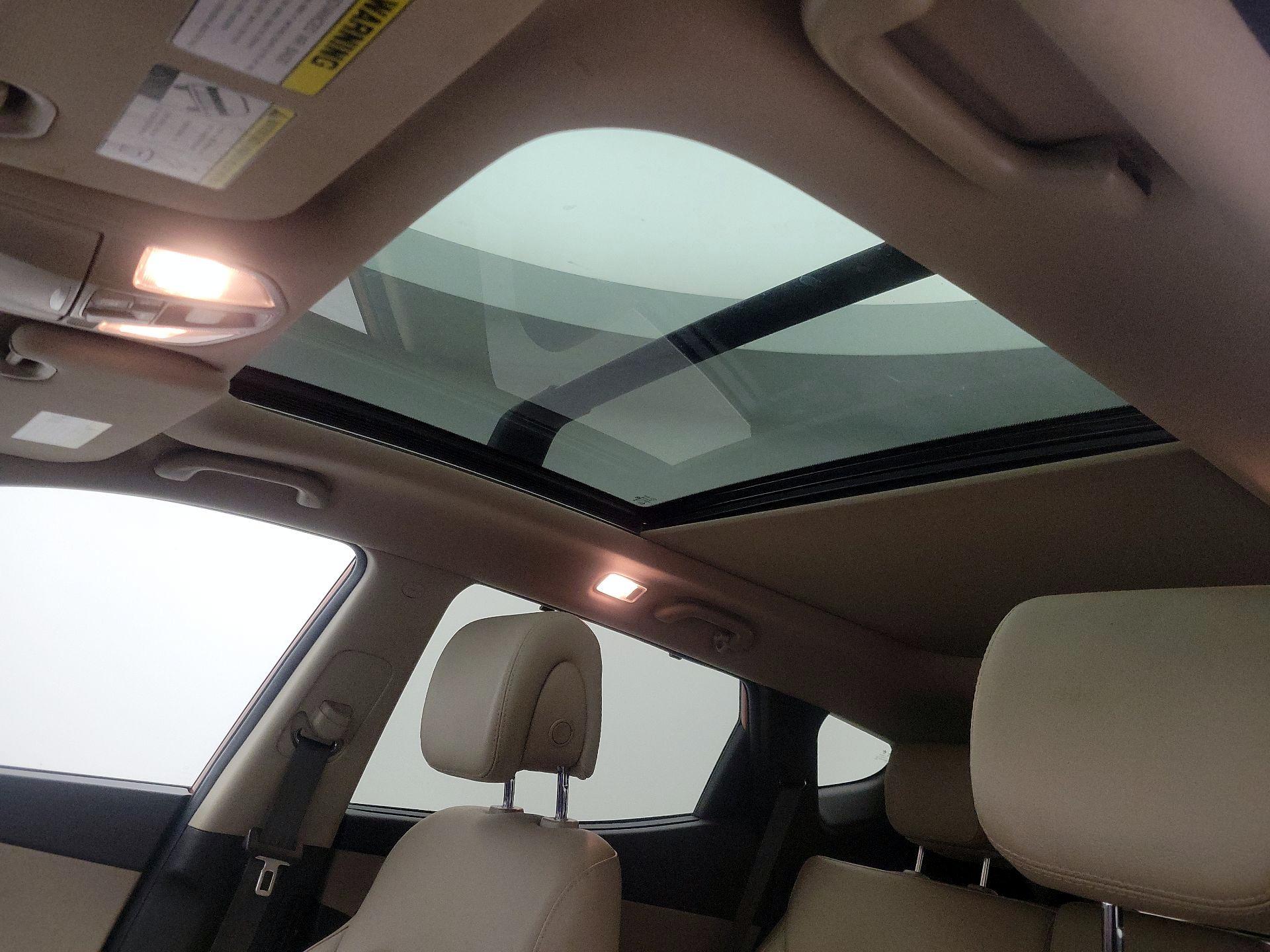 Thumbnail: 2018 Hyundai Santa Fe - 20