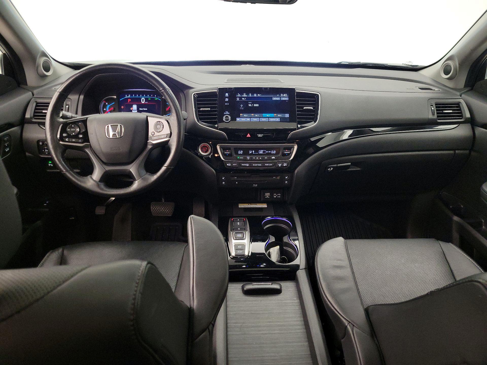 Thumbnail: 2019 Honda Pilot - 9