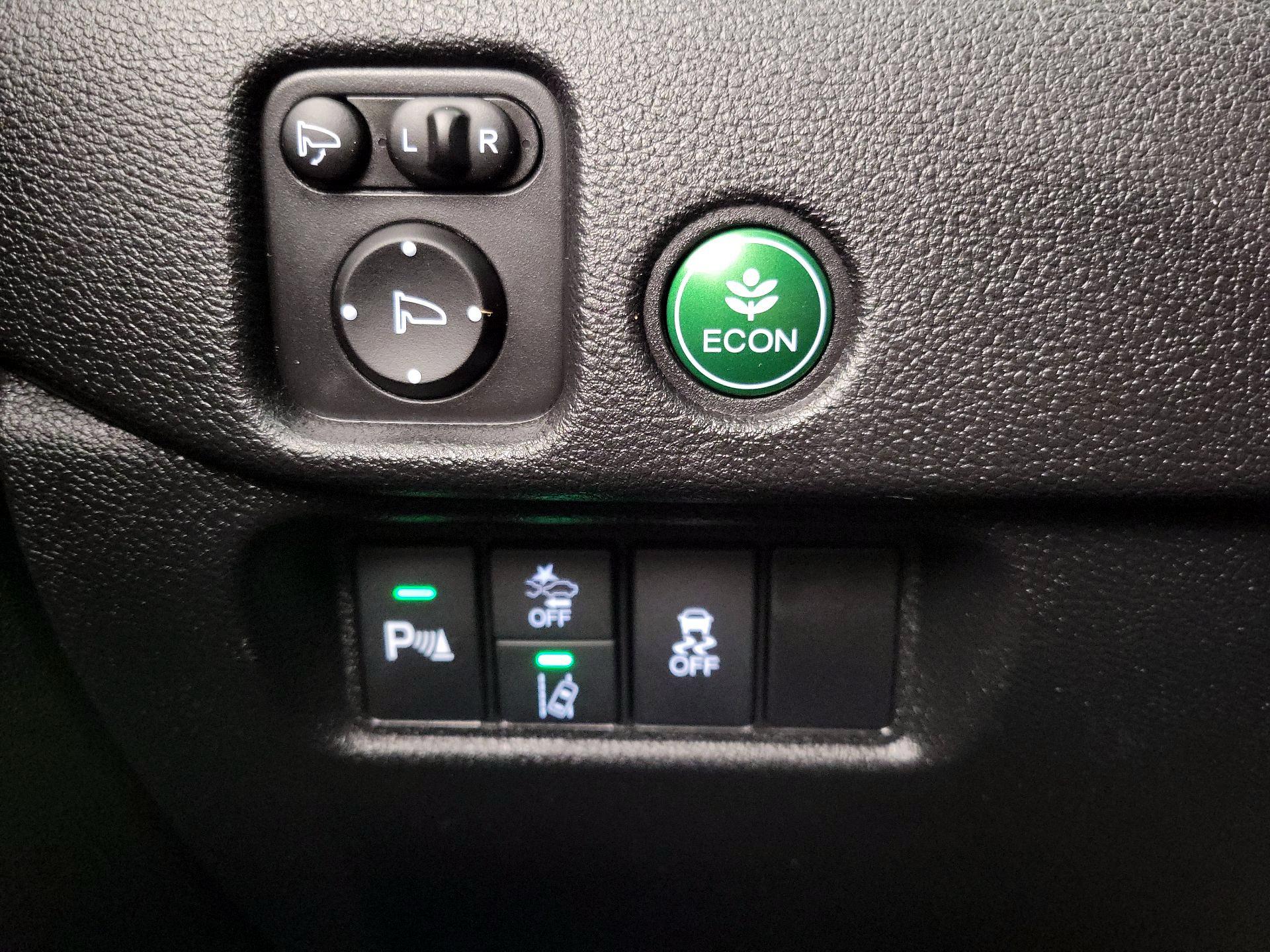 Thumbnail: 2019 Honda Pilot - 13