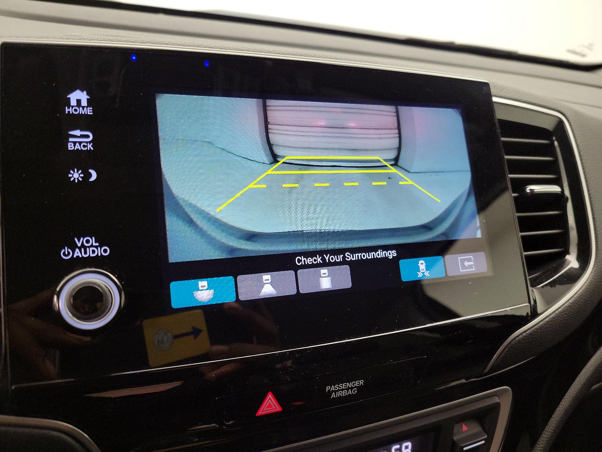 Thumbnail: 2019 Honda Pilot - 14