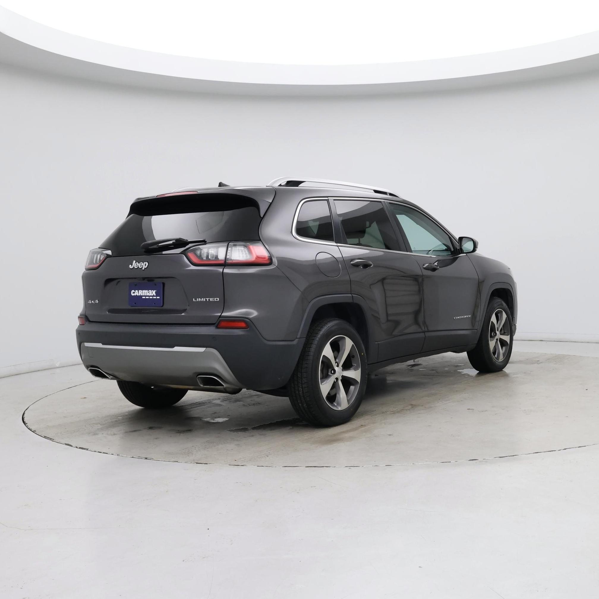 Thumbnail: 2020 Jeep Cherokee - 8