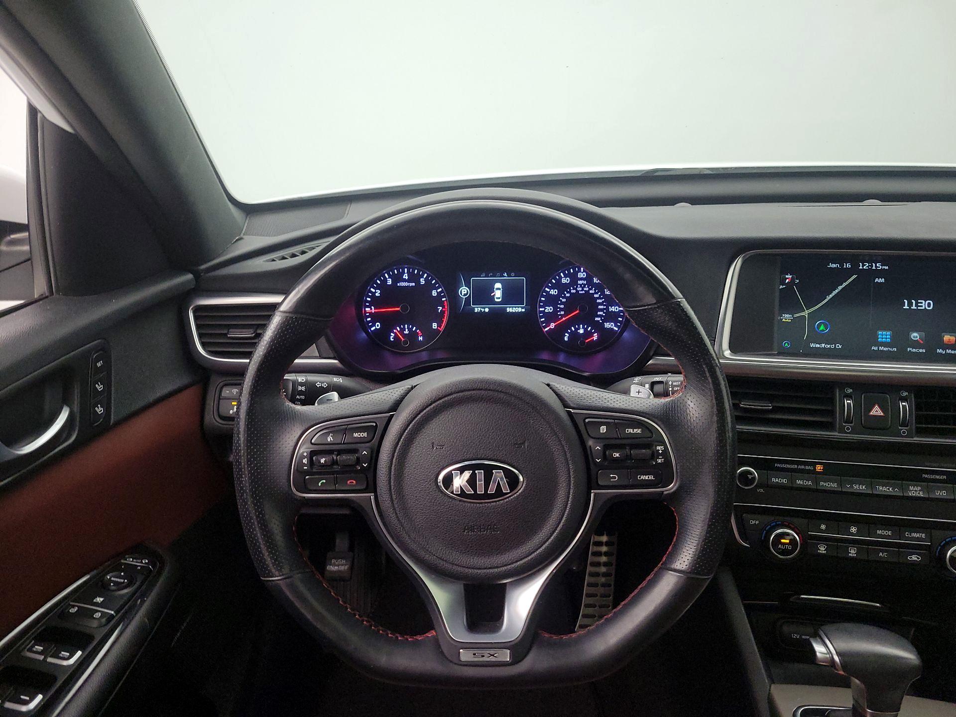 Thumbnail: 2016 Kia Optima - 10