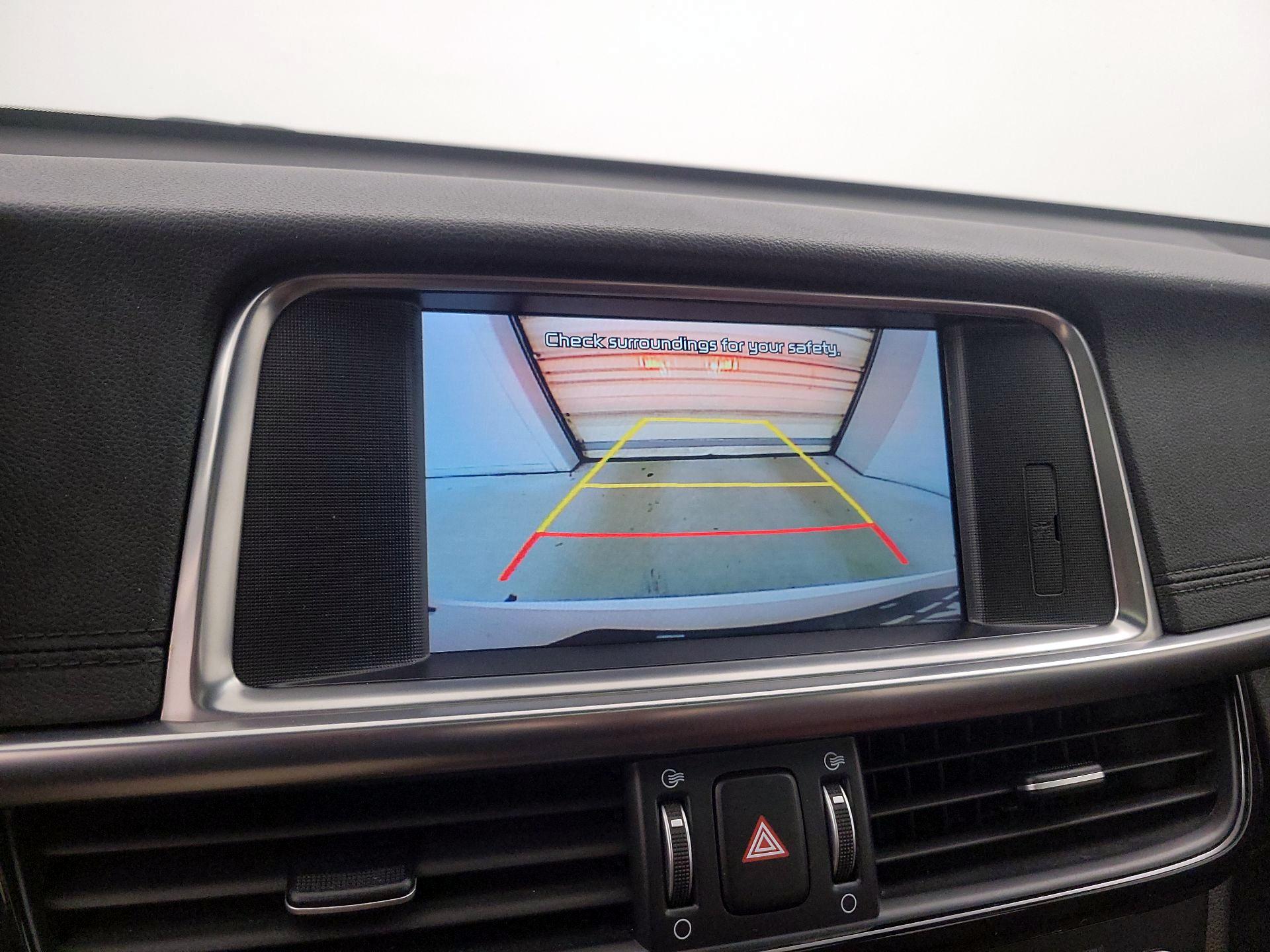 Thumbnail: 2016 Kia Optima - 14