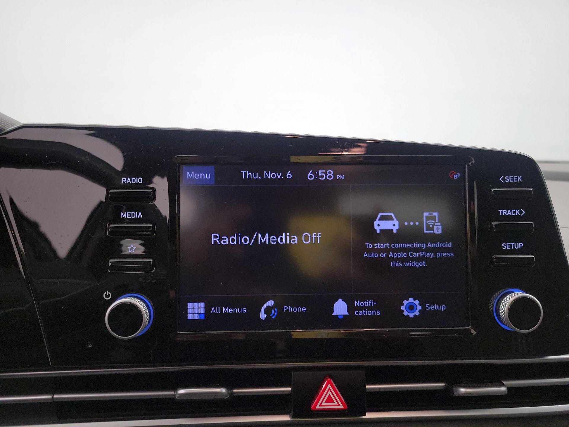 Thumbnail: 2022 Hyundai Elantra - 15