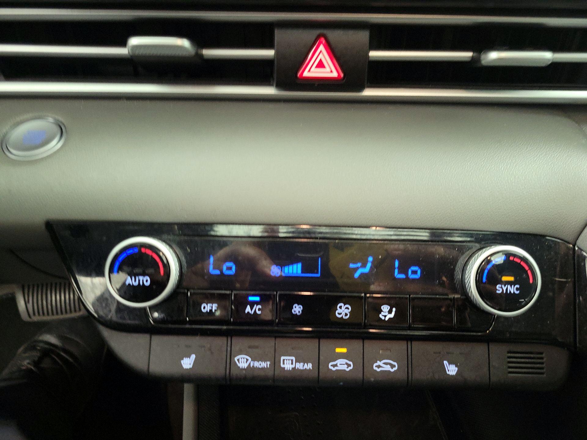 Thumbnail: 2022 Hyundai Elantra - 16