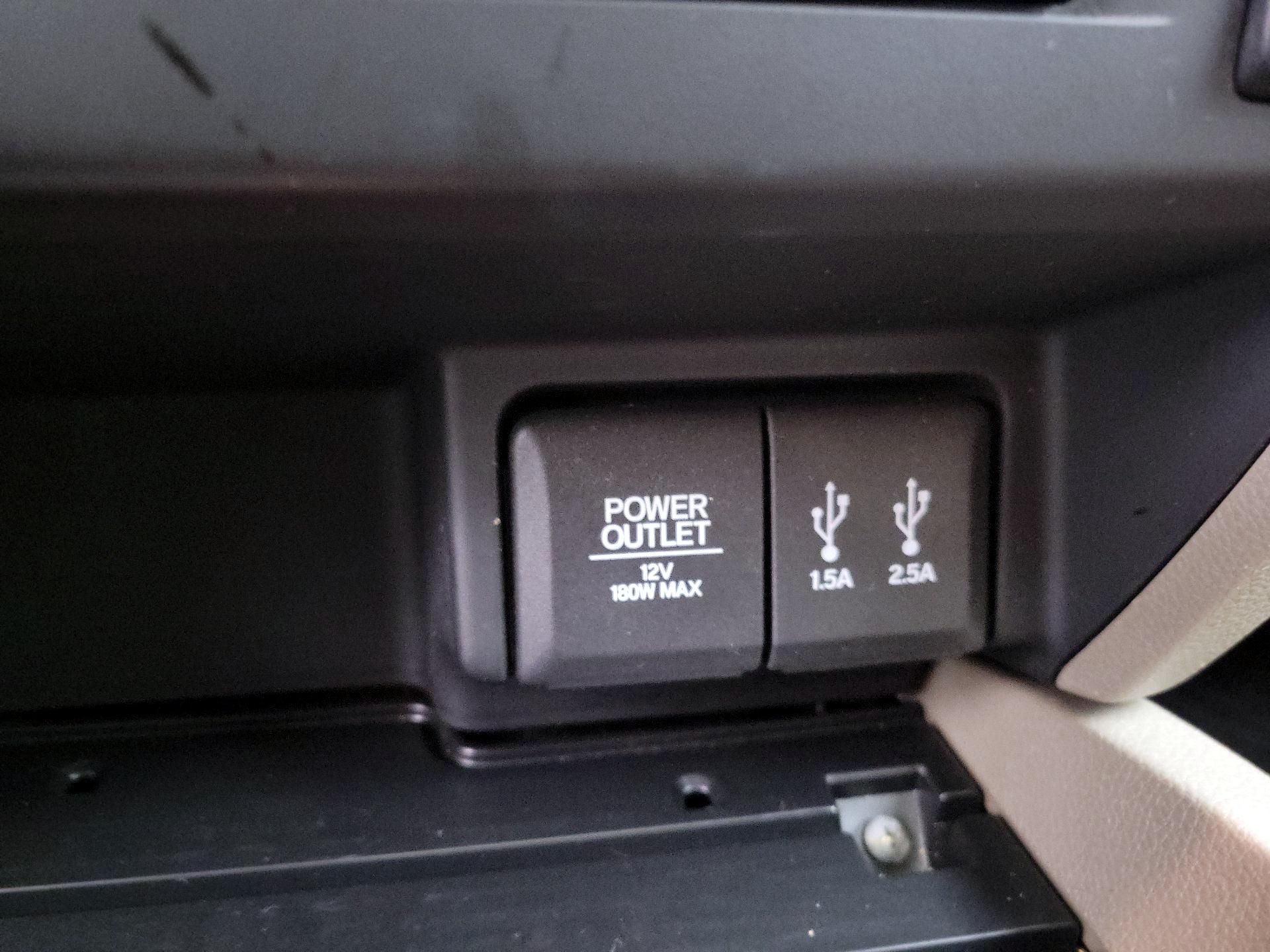 Thumbnail: 2016 Honda Pilot - 18