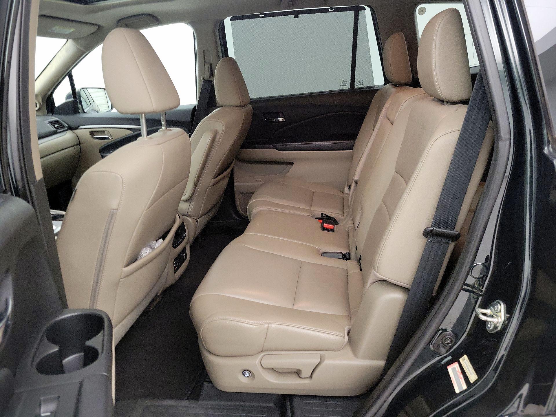 Thumbnail: 2016 Honda Pilot - 20