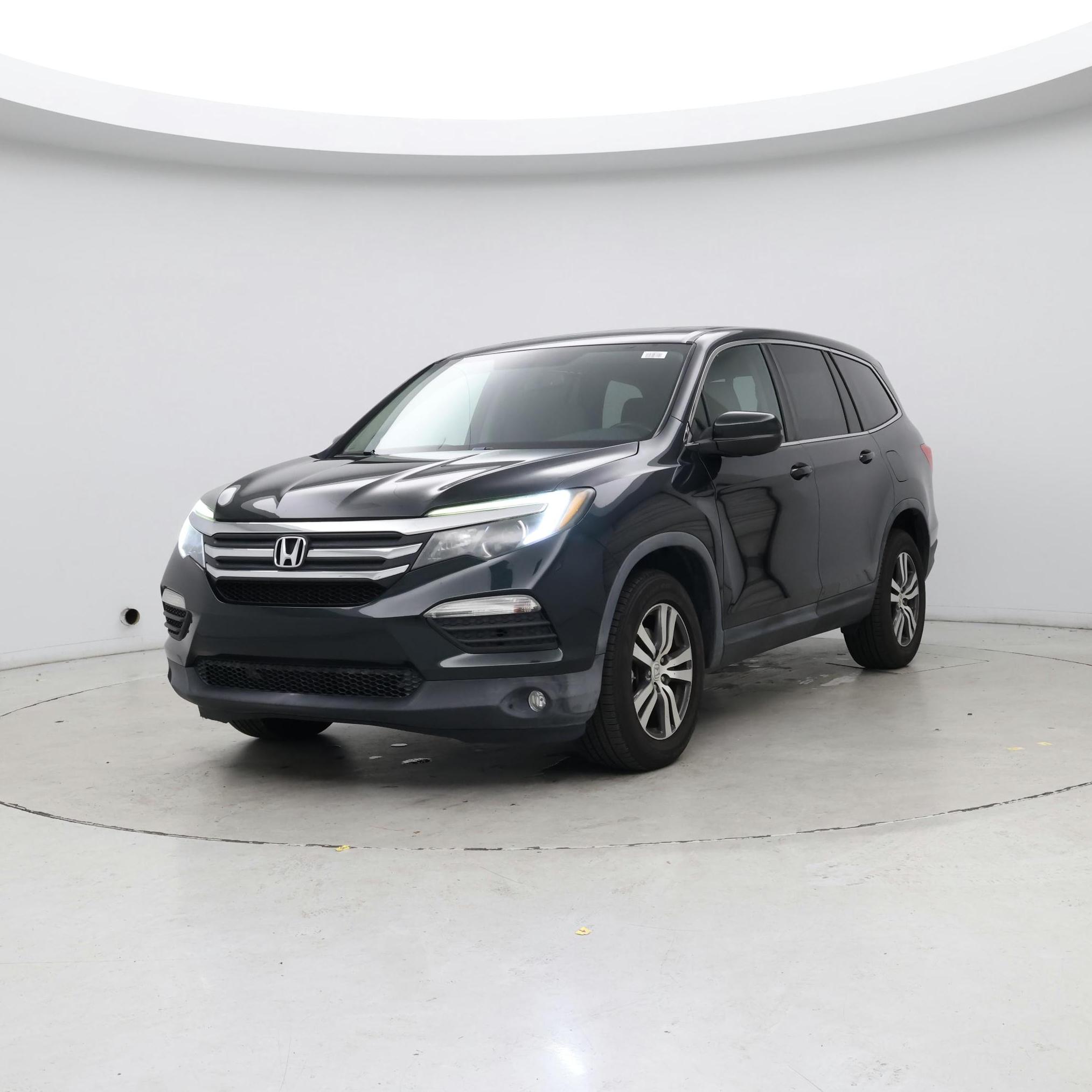 Thumbnail: 2016 Honda Pilot - 4