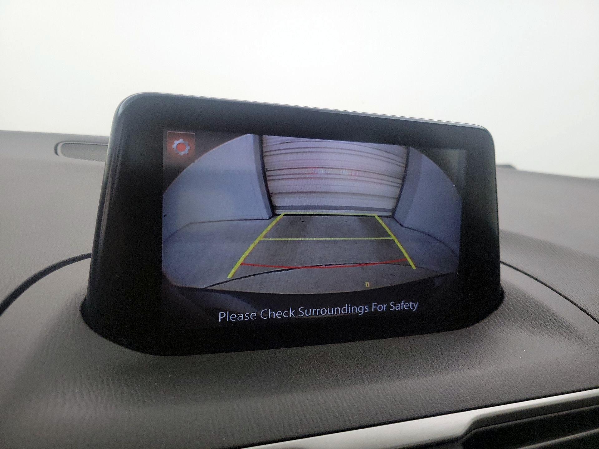 Thumbnail: 2018 Mazda Mazda3 - 14