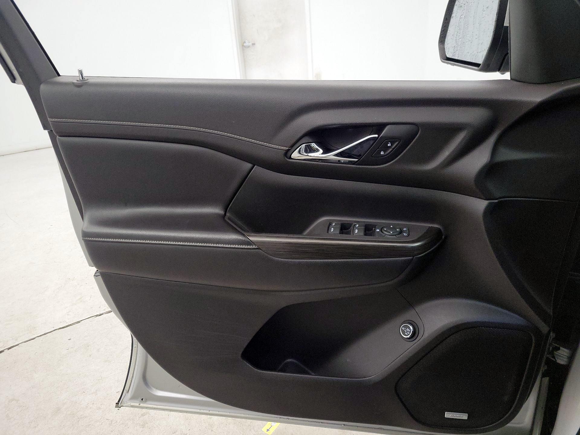 Thumbnail: 2020 GMC Acadia - 12