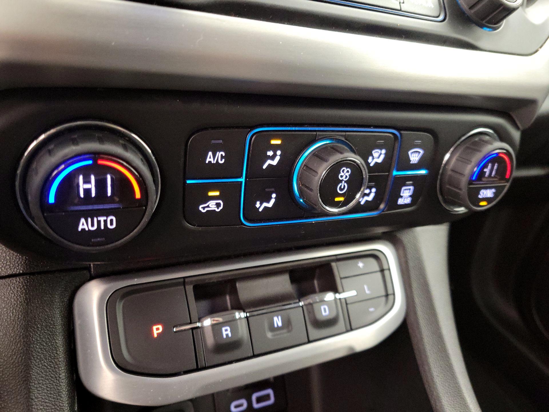 Thumbnail: 2020 GMC Acadia - 16